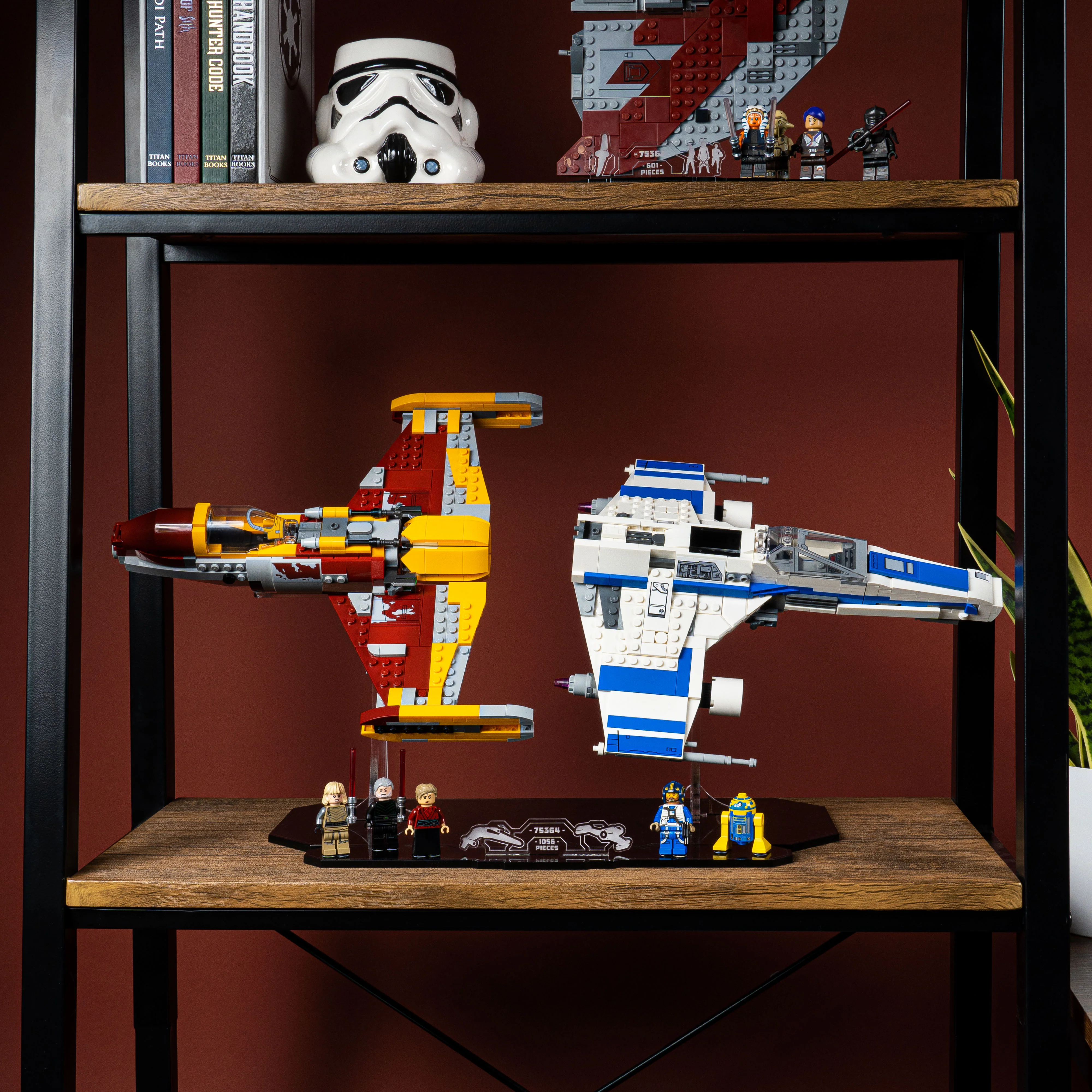 Display Stand for LEGO® Star Wars™ New Republic E-Wing™ vs. Shin Hati’s Starfighter™ (75364) - Image 10