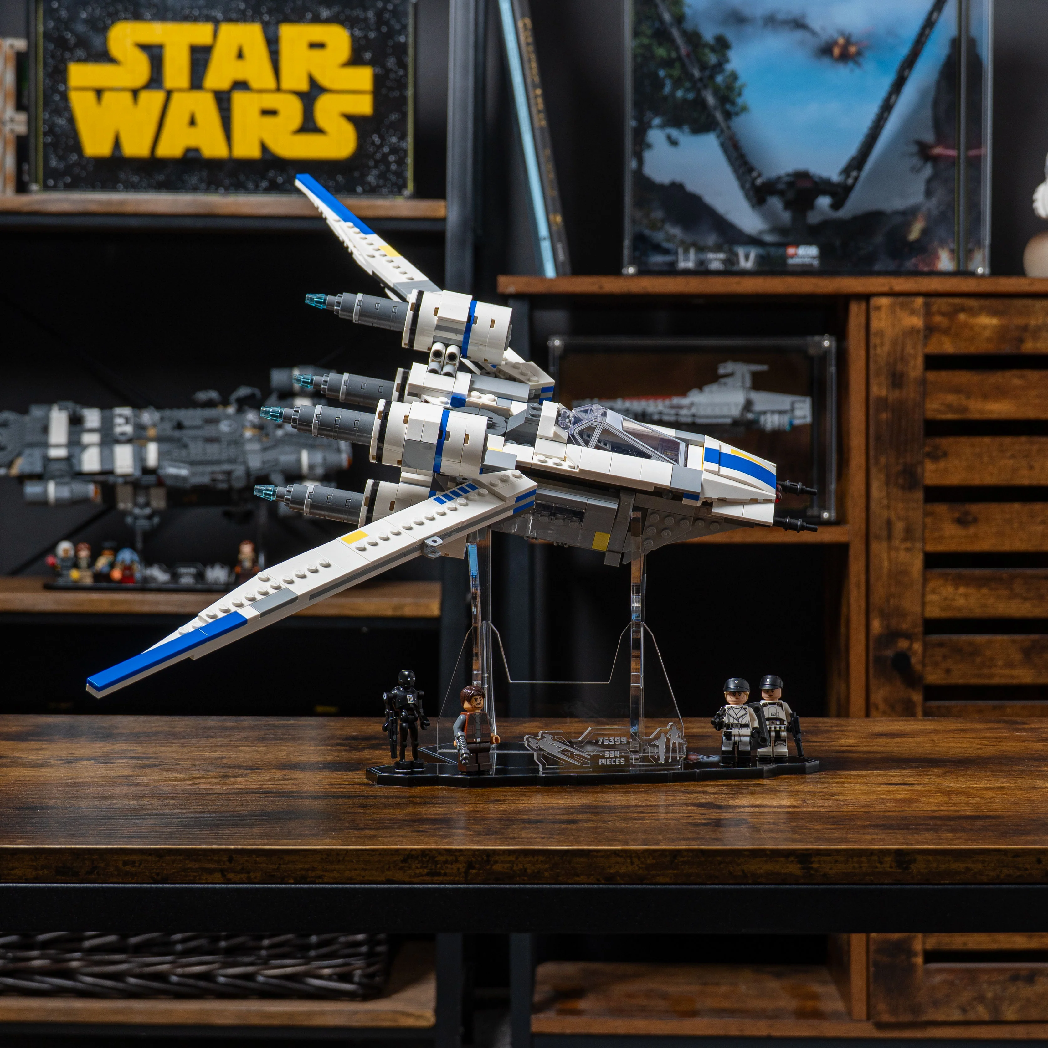 Display Stand for LEGO® Star Wars: Rebel U-Wing Starfighter (75399) - Image 2