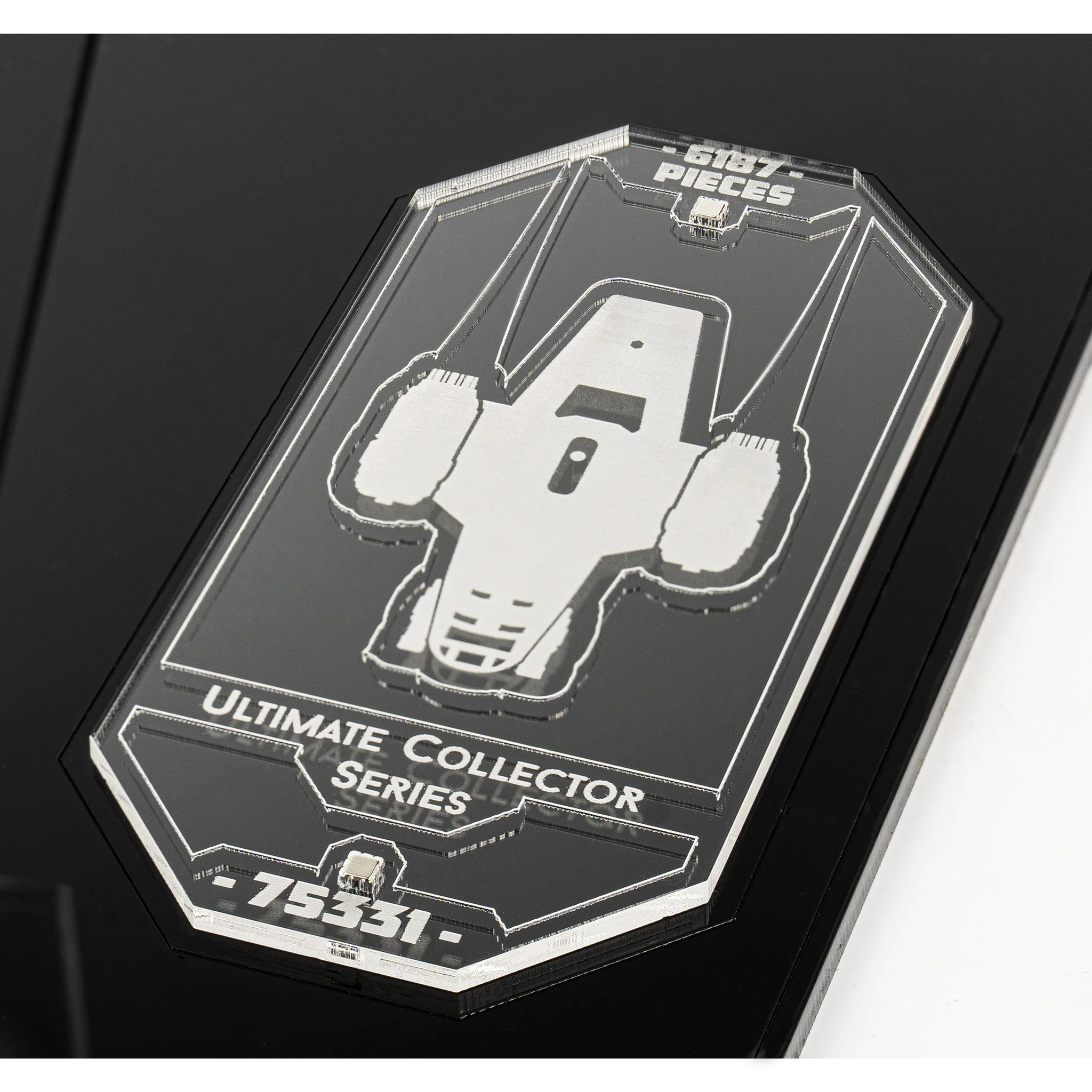 Display Stand for LEGO® Star Wars™ UCS The Razor Crest™ (75331) - Image 3