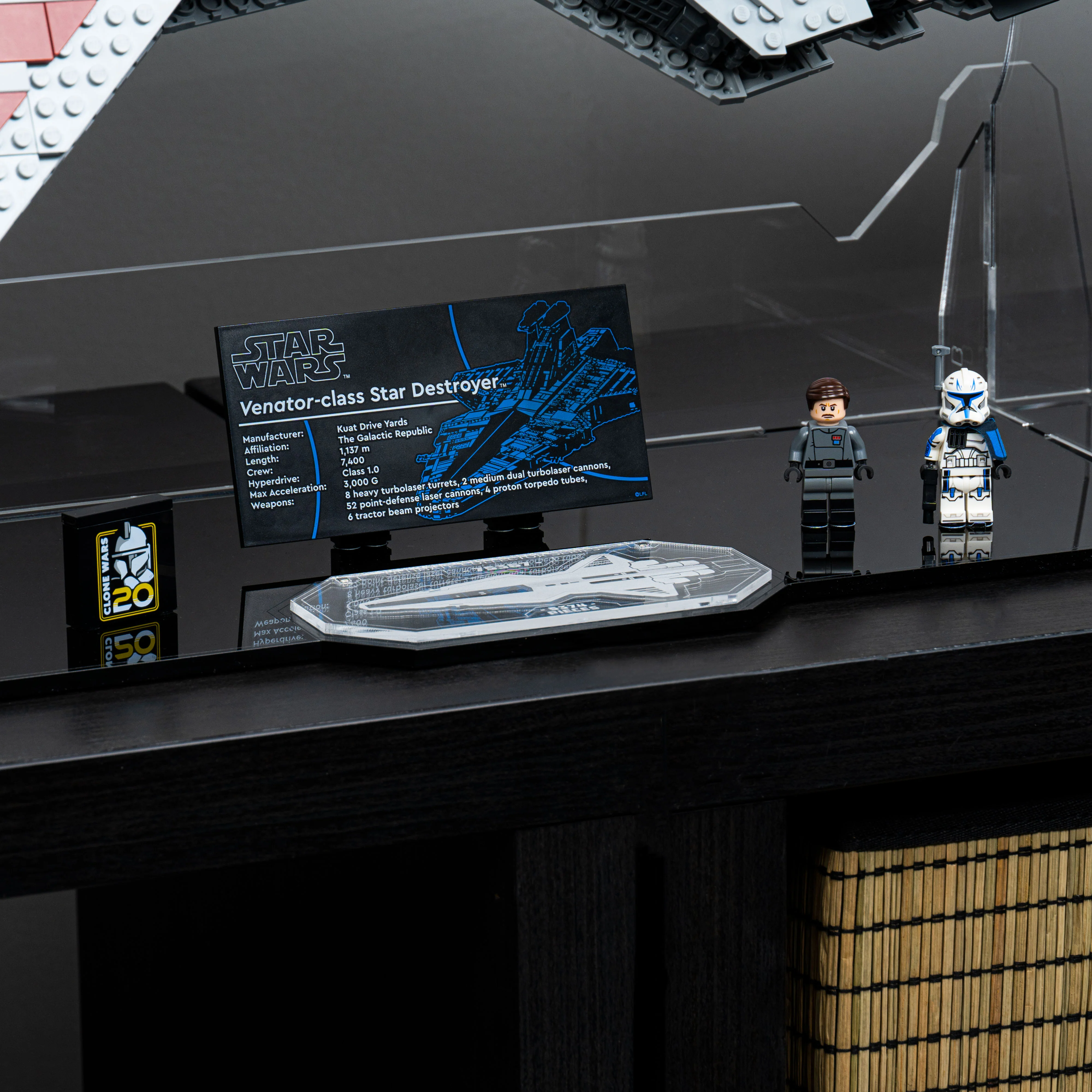 Display Stand for LEGO® Star Wars™ Venator-Class Republic Attack Cruiser (75367) - Image 17