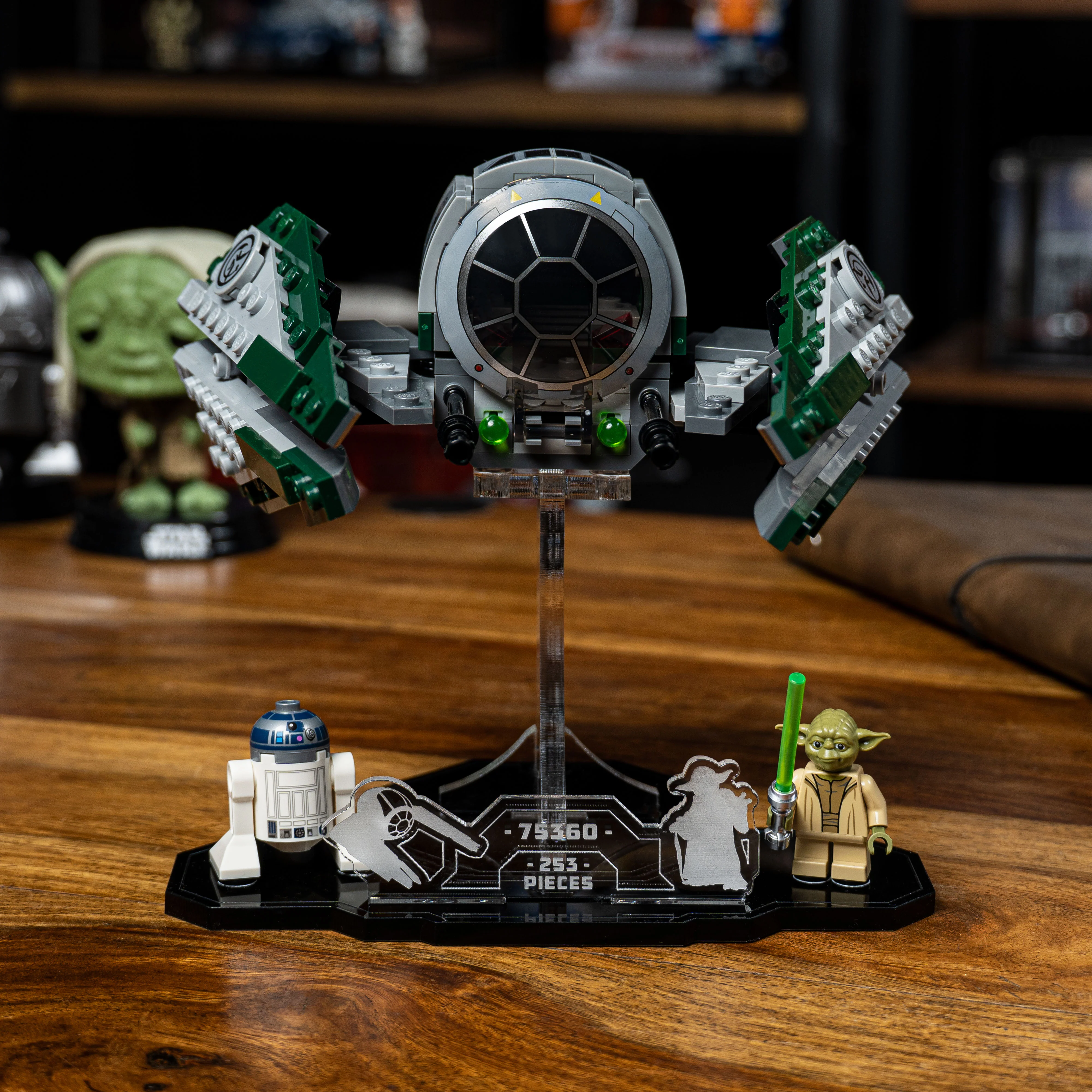 Display Stand for LEGO® Star Wars Yoda's Jedi Starfighter™ (75360) - Image 9