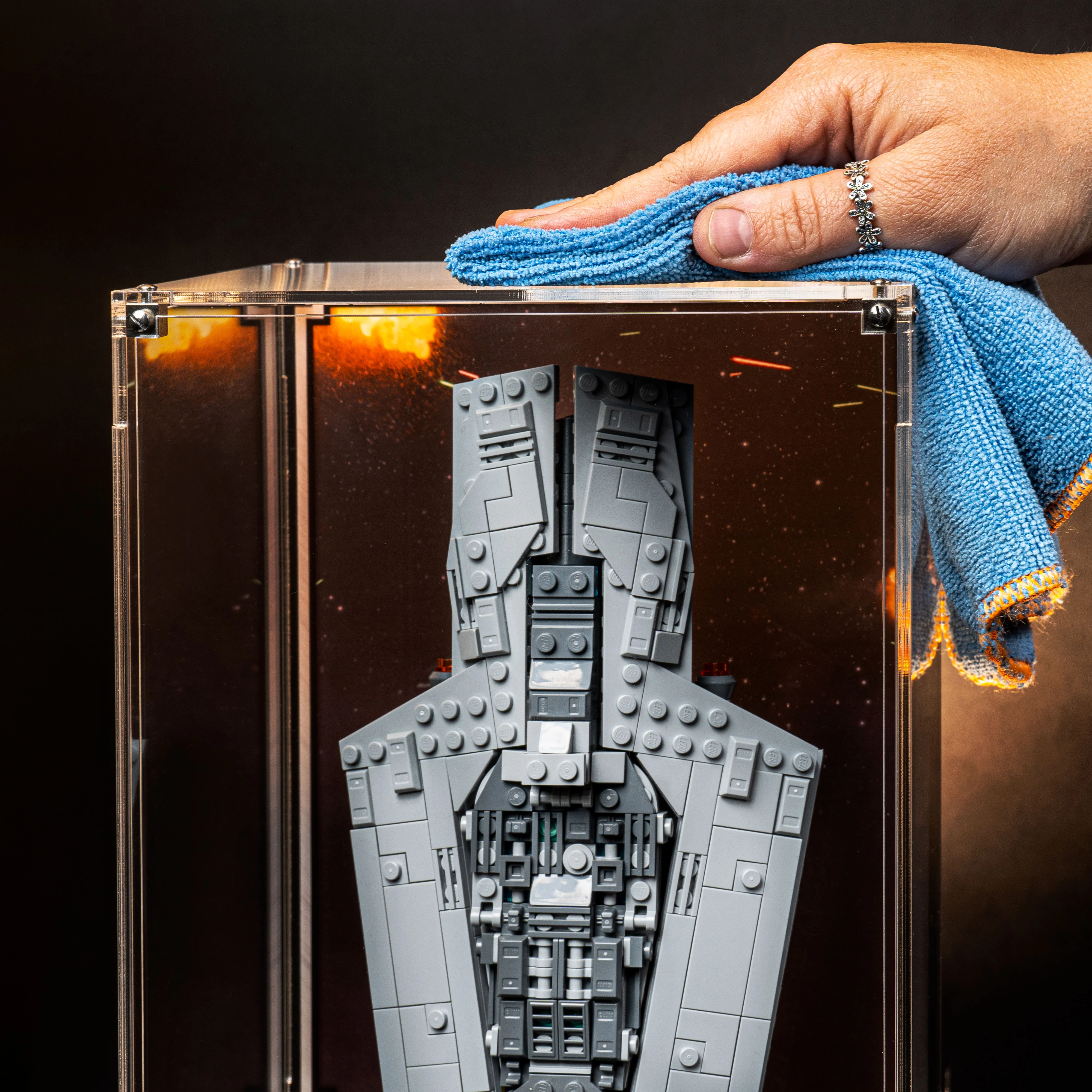 Limited Edition Display Case for LEGO® Star Wars: Executor Super Star Destroyer™ (75356) - Image 6