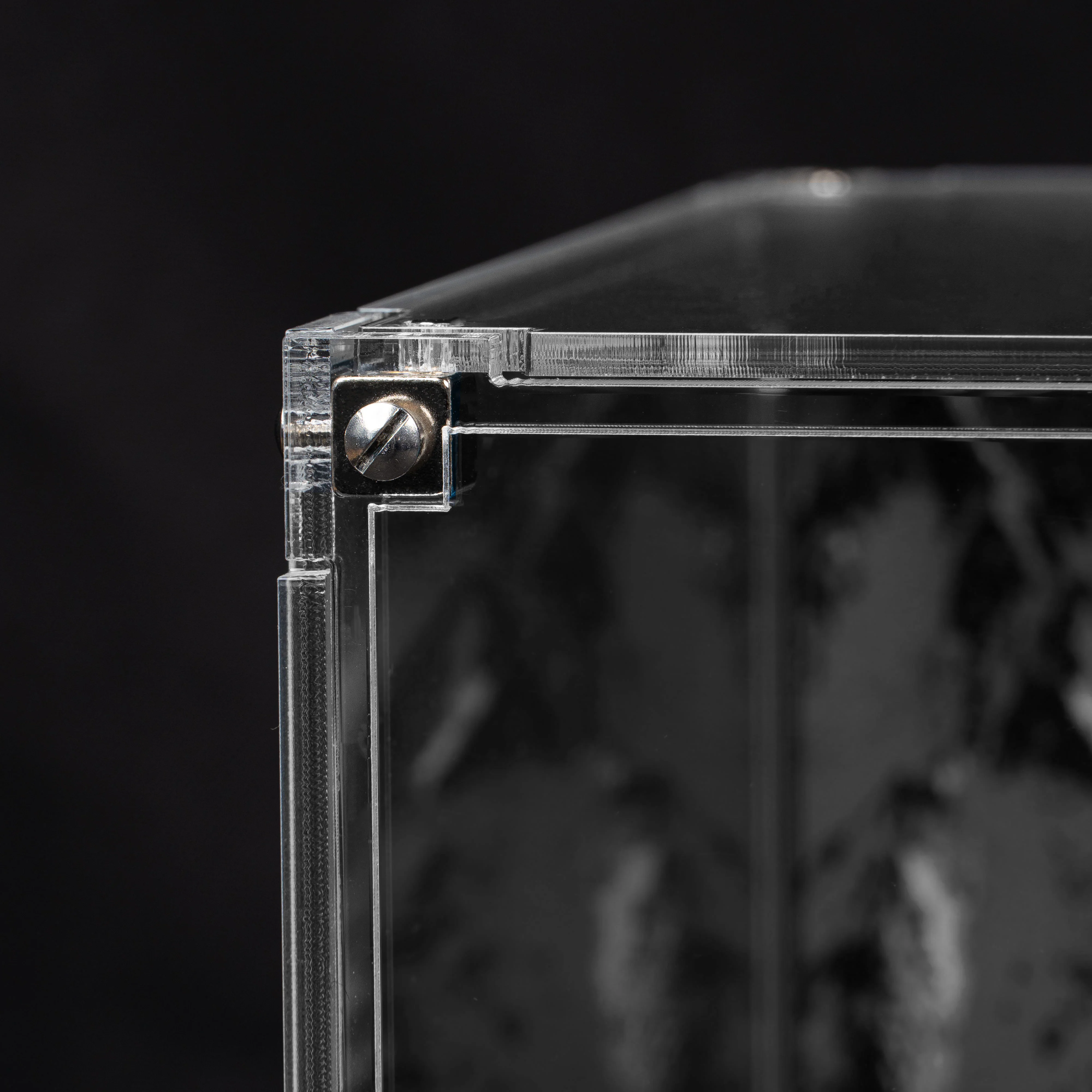Extra Large Warhammer®: The Horus Heresy Display Case - Image 8