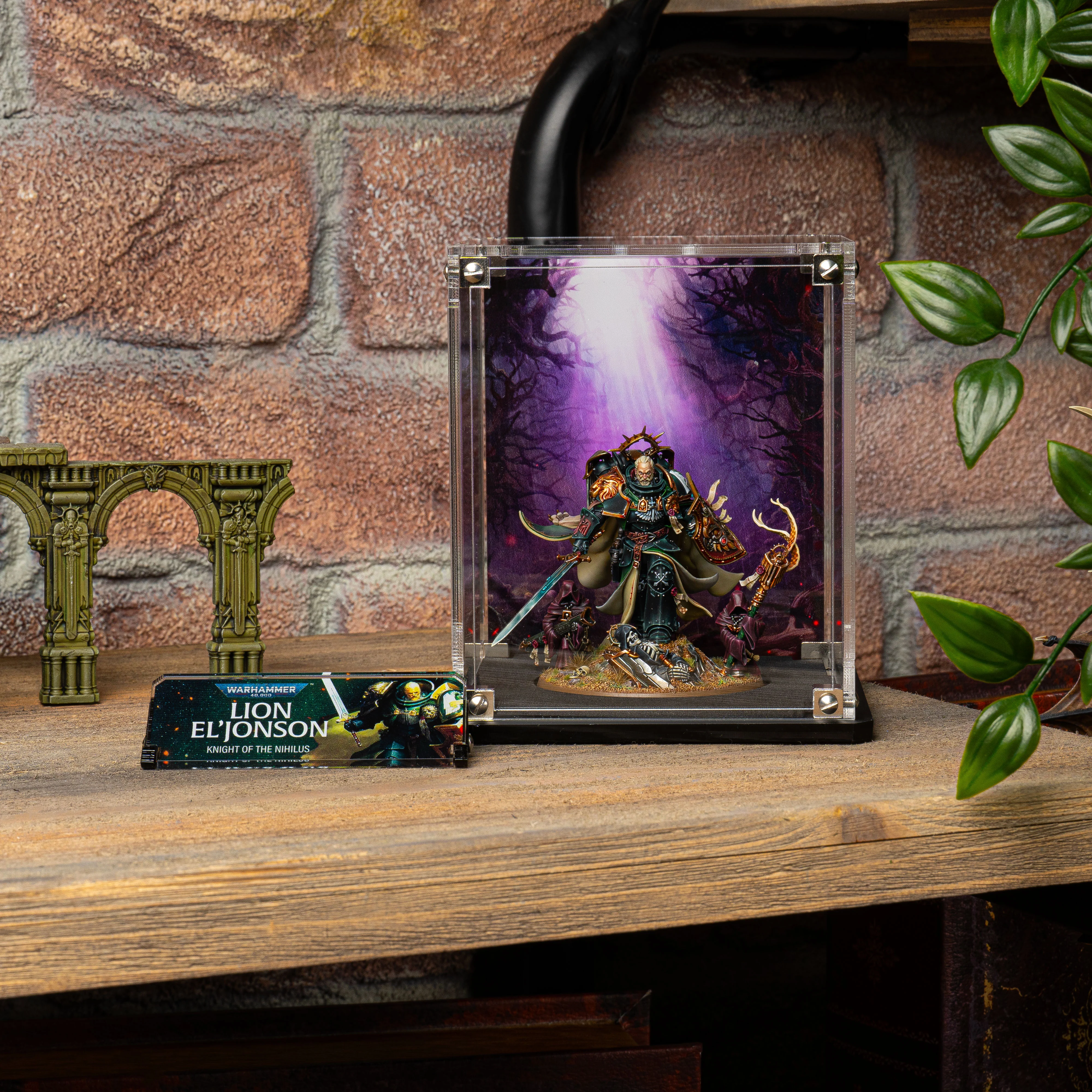 Display Case for Warhammer® 40,000 Dark Angels Lion El’Jonson - Image 7