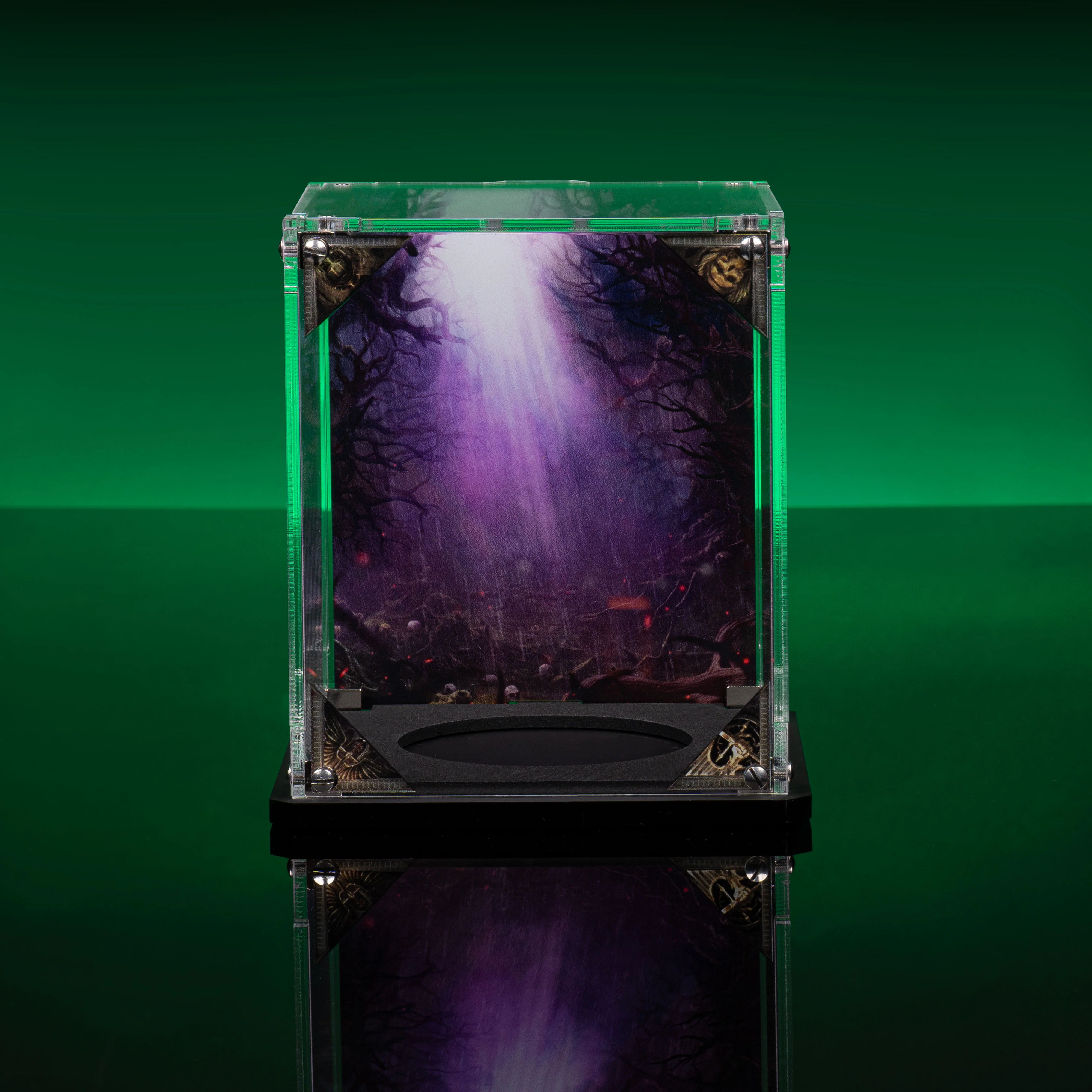 Limited Edition Display Case for Warhammer® 40,000 Dark Angels Lion El’Jonson - Image 3