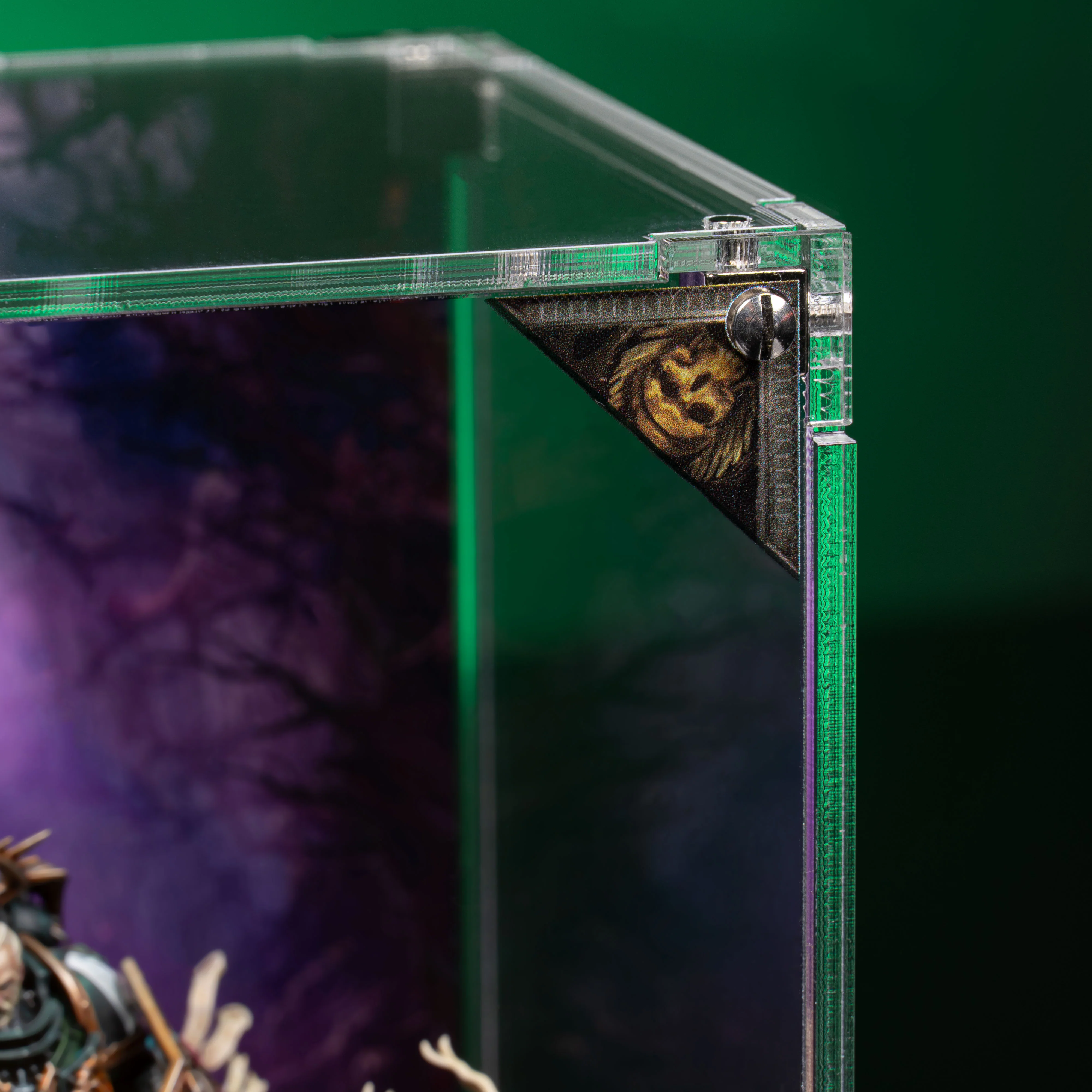 Limited Edition Display Case for Warhammer® 40,000 Dark Angels Lion El’Jonson - Image 4