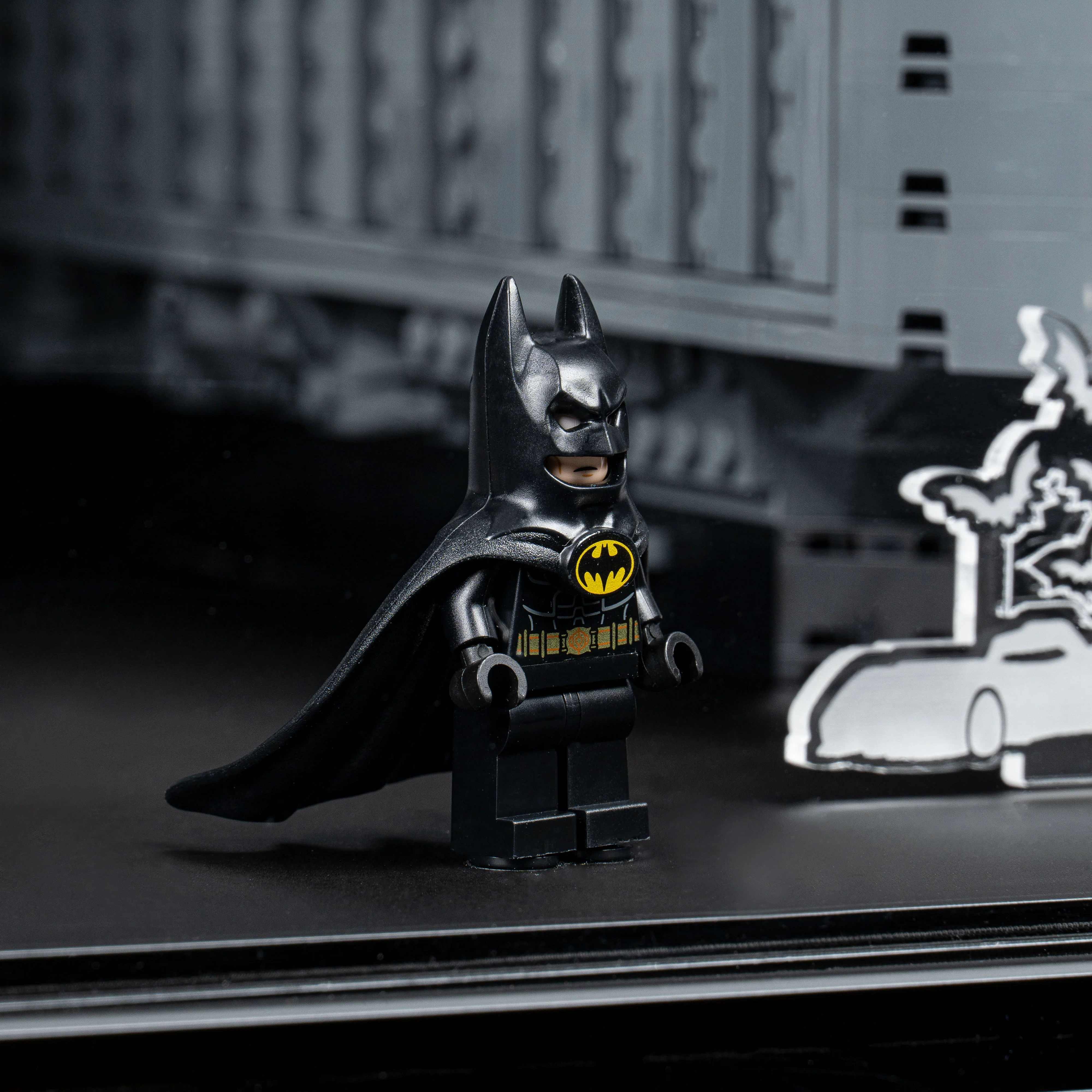 Limited Edition Display Case for LEGO® Batcave™ Shadow Box (76252) - Image 16
