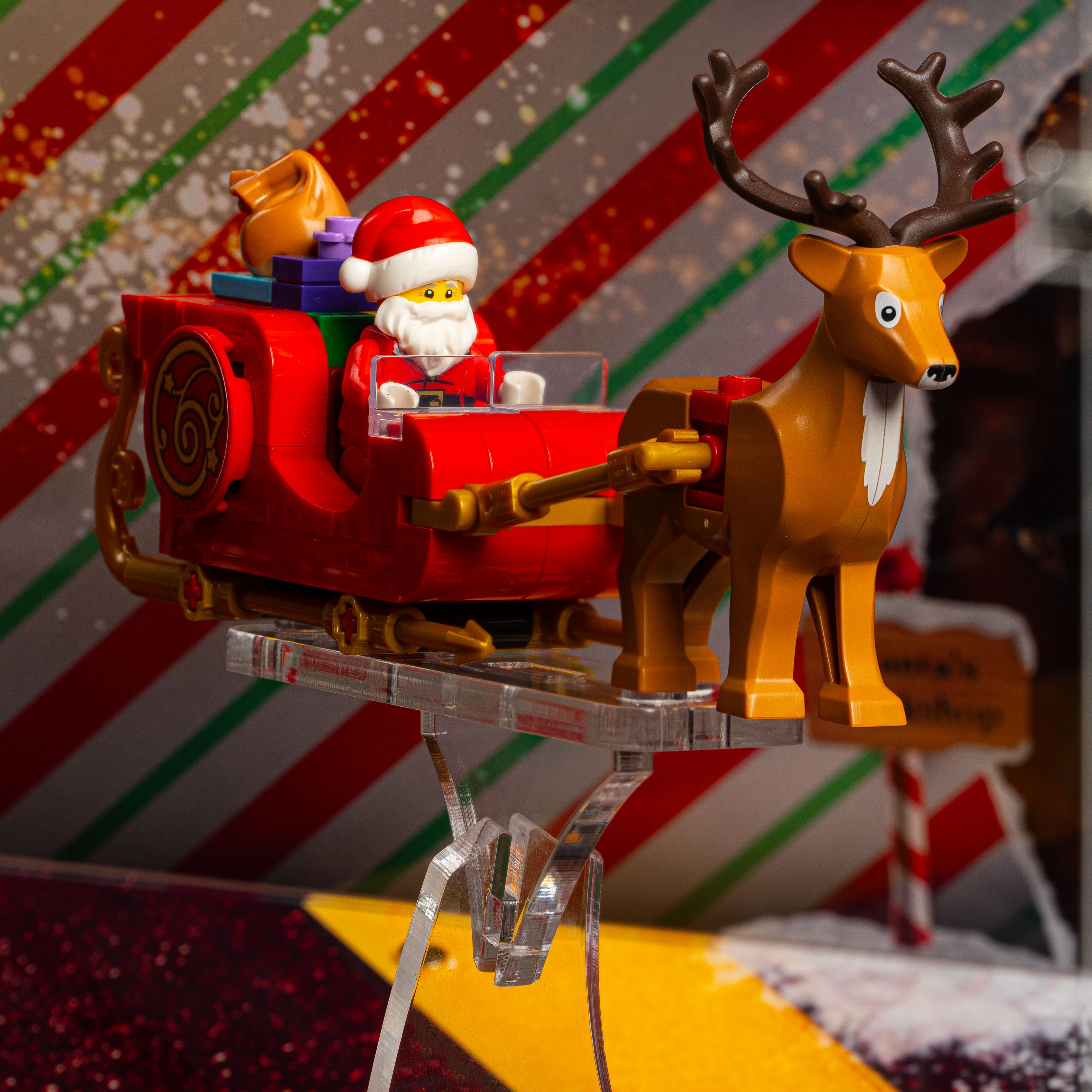 Limited Edition Display Case for LEGO® Family Christmas Tree Decoration (41843) & Holiday Express Train (10361) - Image 20