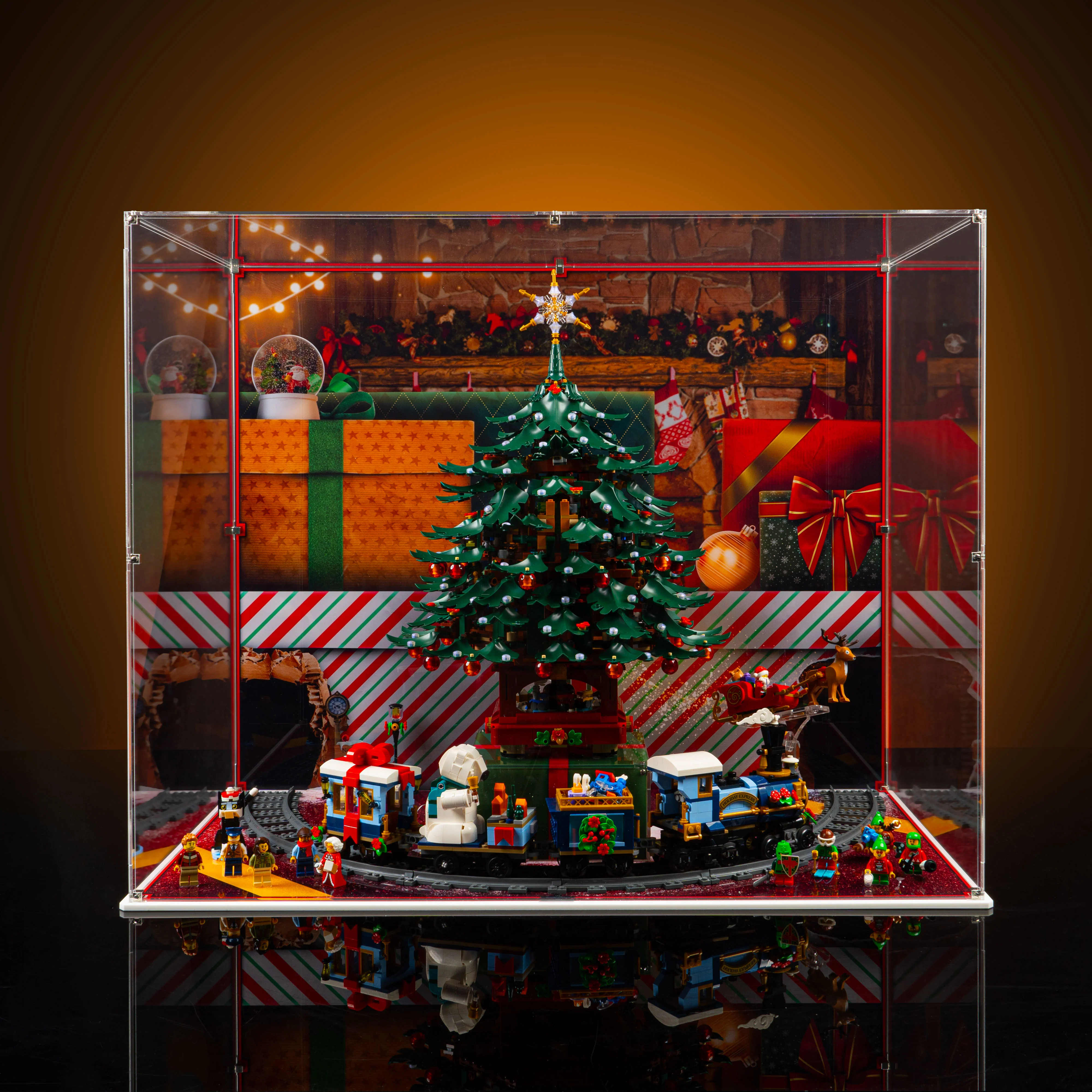 Limited Edition Display Case for LEGO® Family Christmas Tree Decoration (41843) & Holiday Express Train (10361) - Image 4