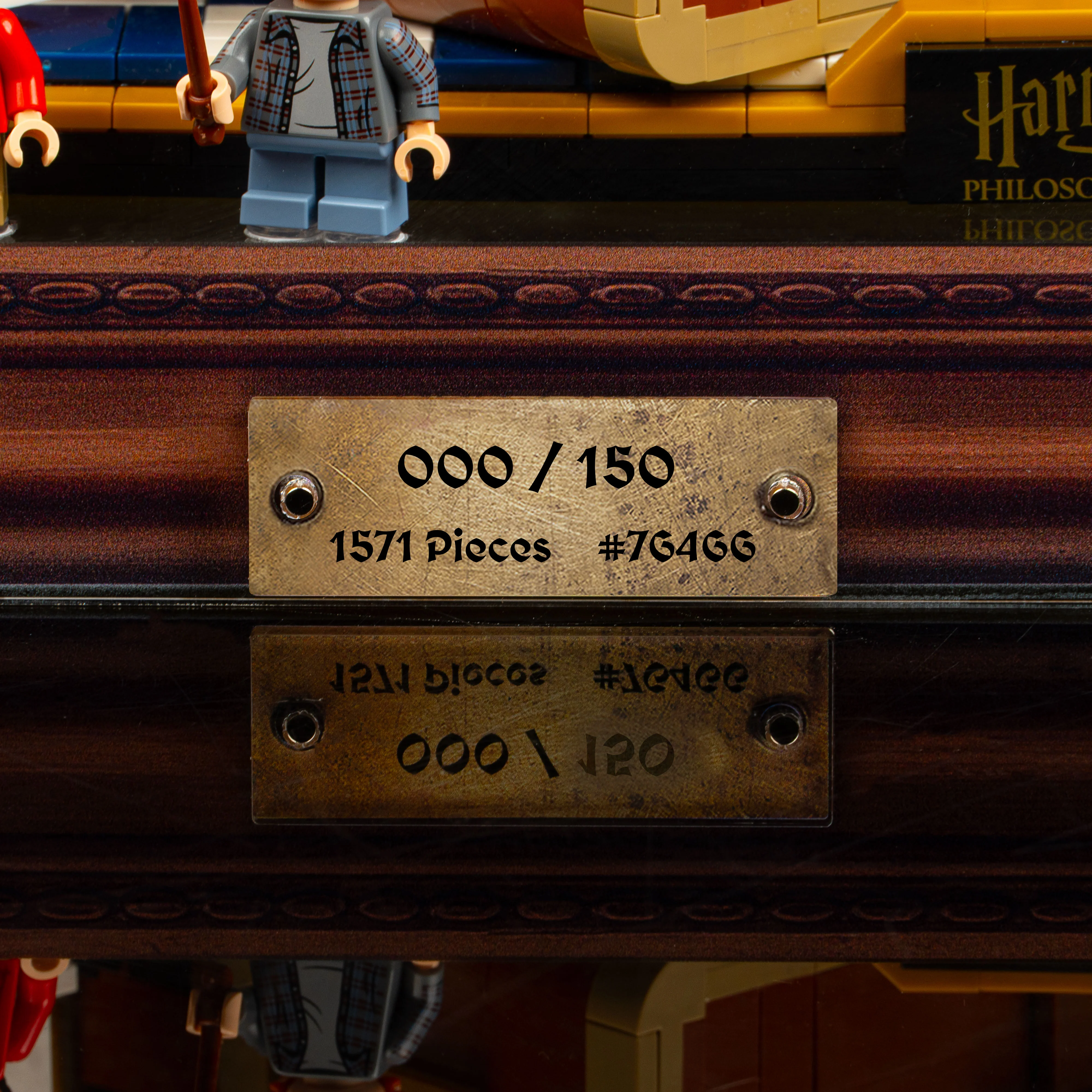 Limited Edition Display Case for LEGO® Harry Potter: Philosopher's Stone – Collectors' Edition (76466) - Image 10