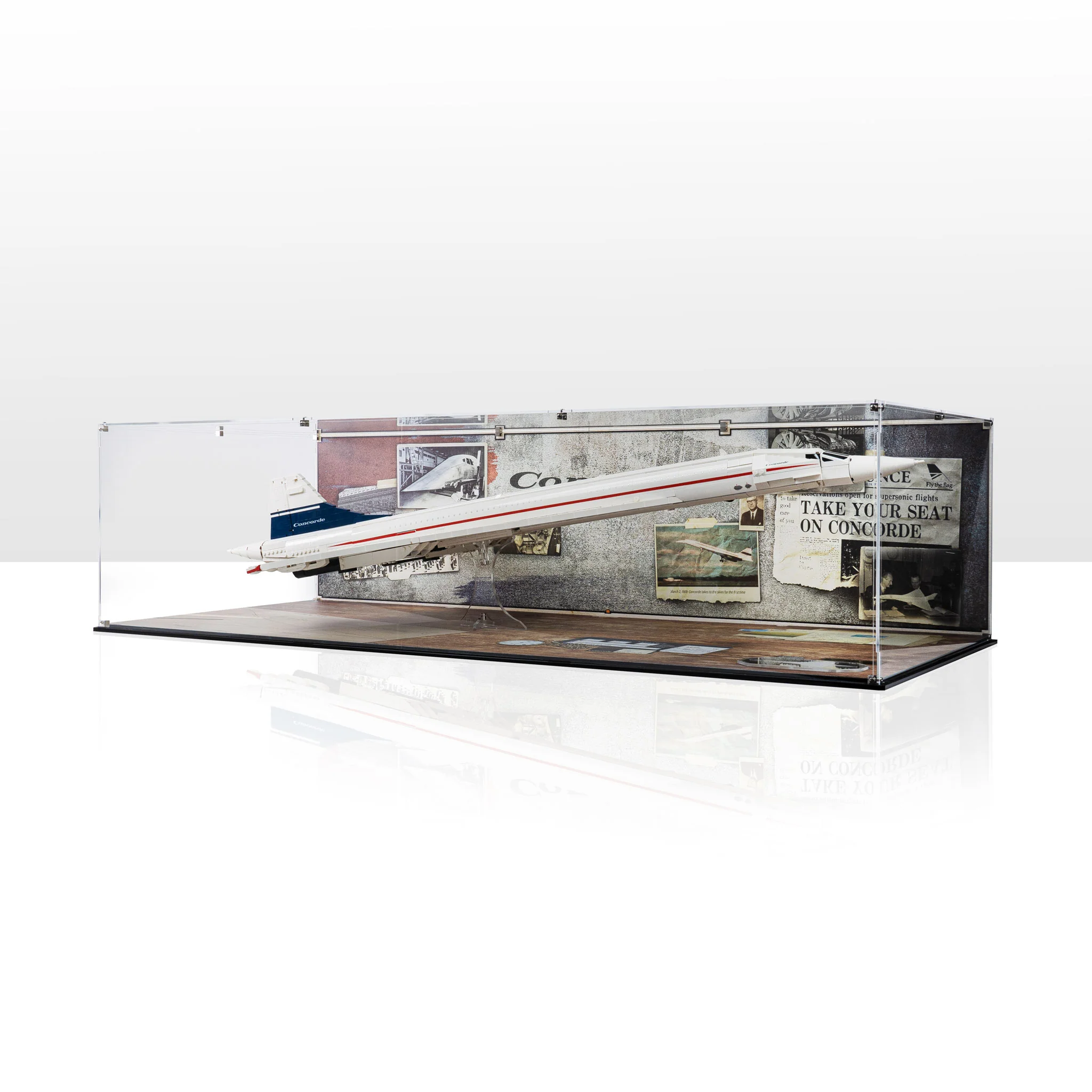 Limited Edition Display Case for LEGO® Icons: Concorde (10318) - Image 17