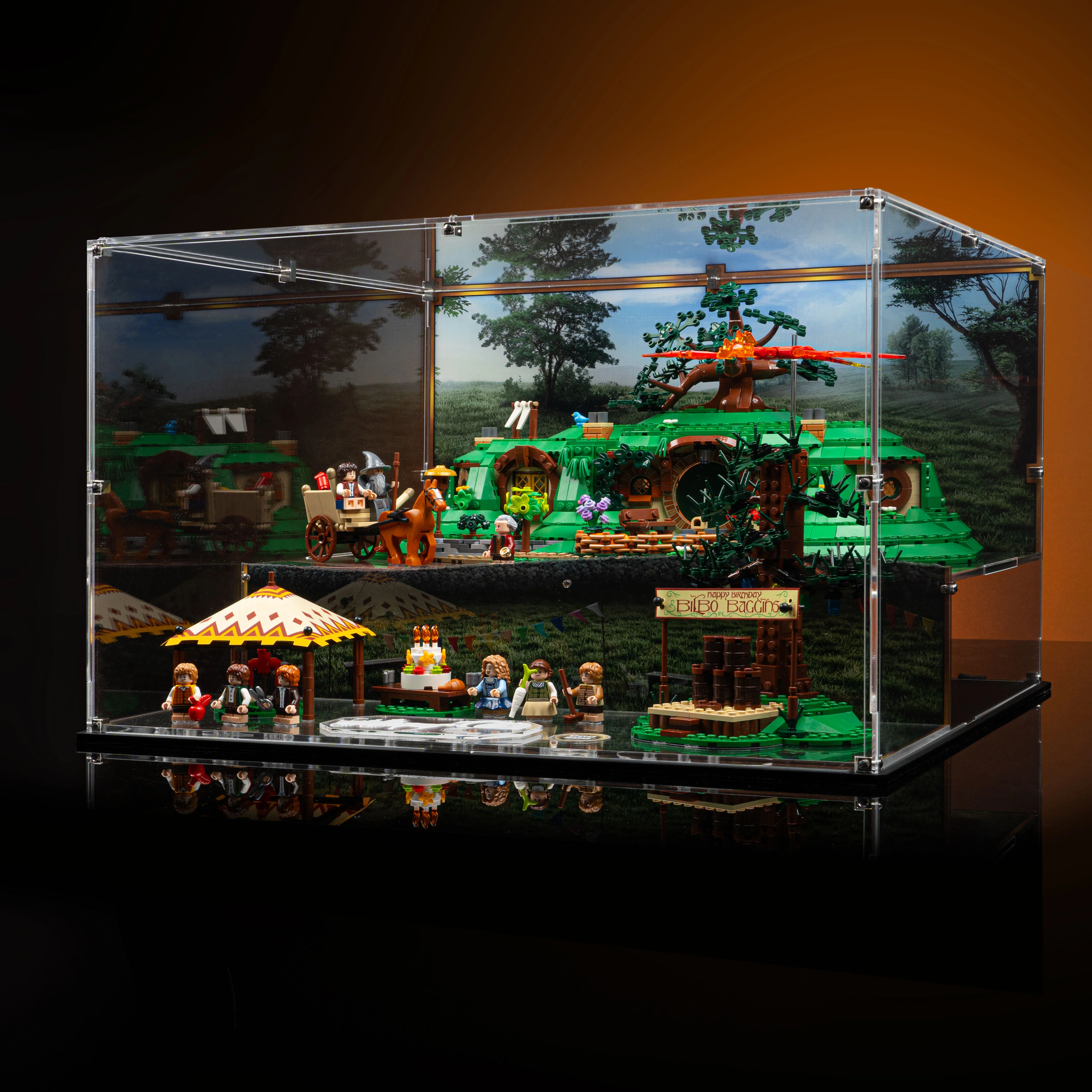 Limited Edition Display Case for LEGO® Icons: Lord of the Rings The Shire™ (10354) - Image 4