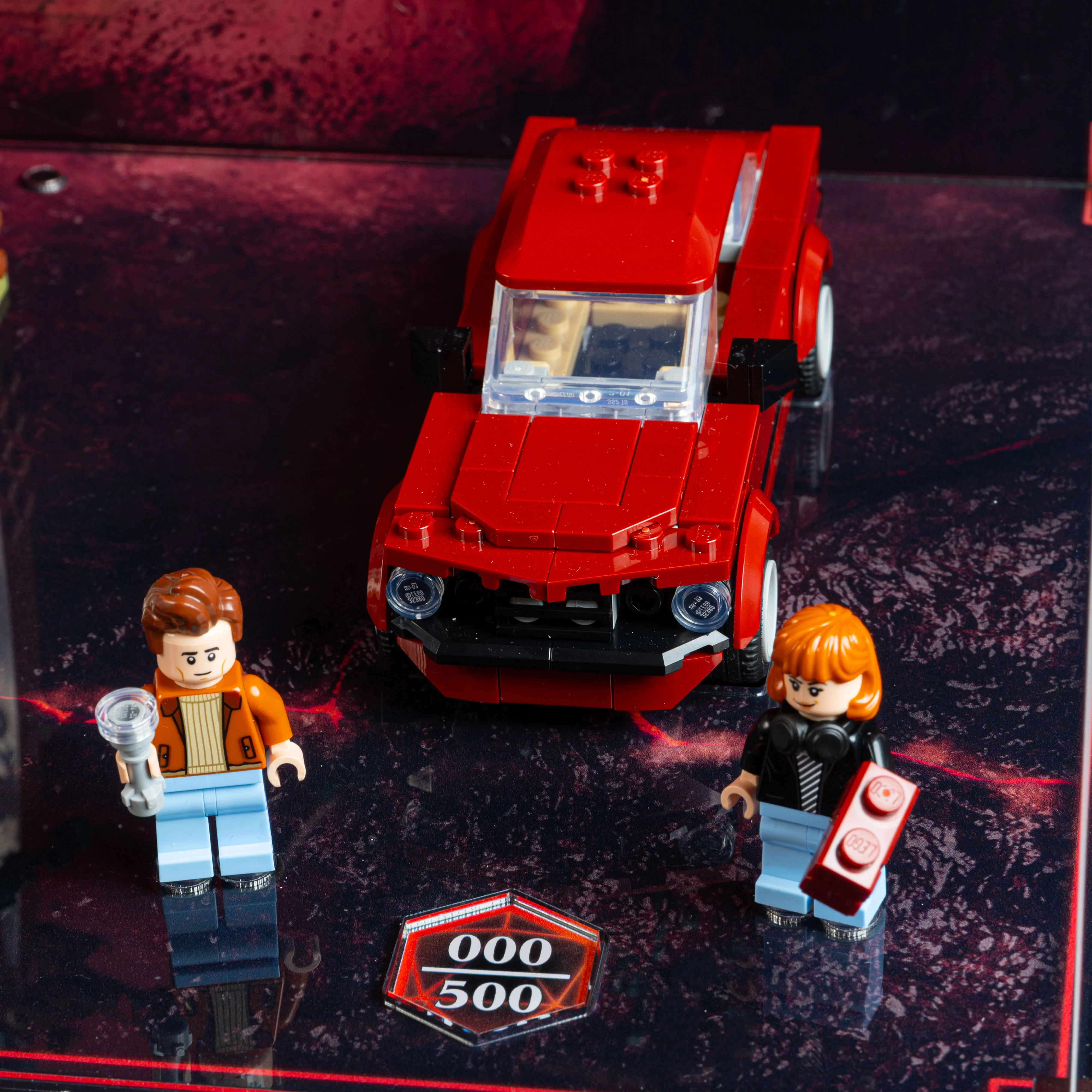Limited Edition Display Case for LEGO® Icons: Stranger Things: The Creel House (11370) - Image 14