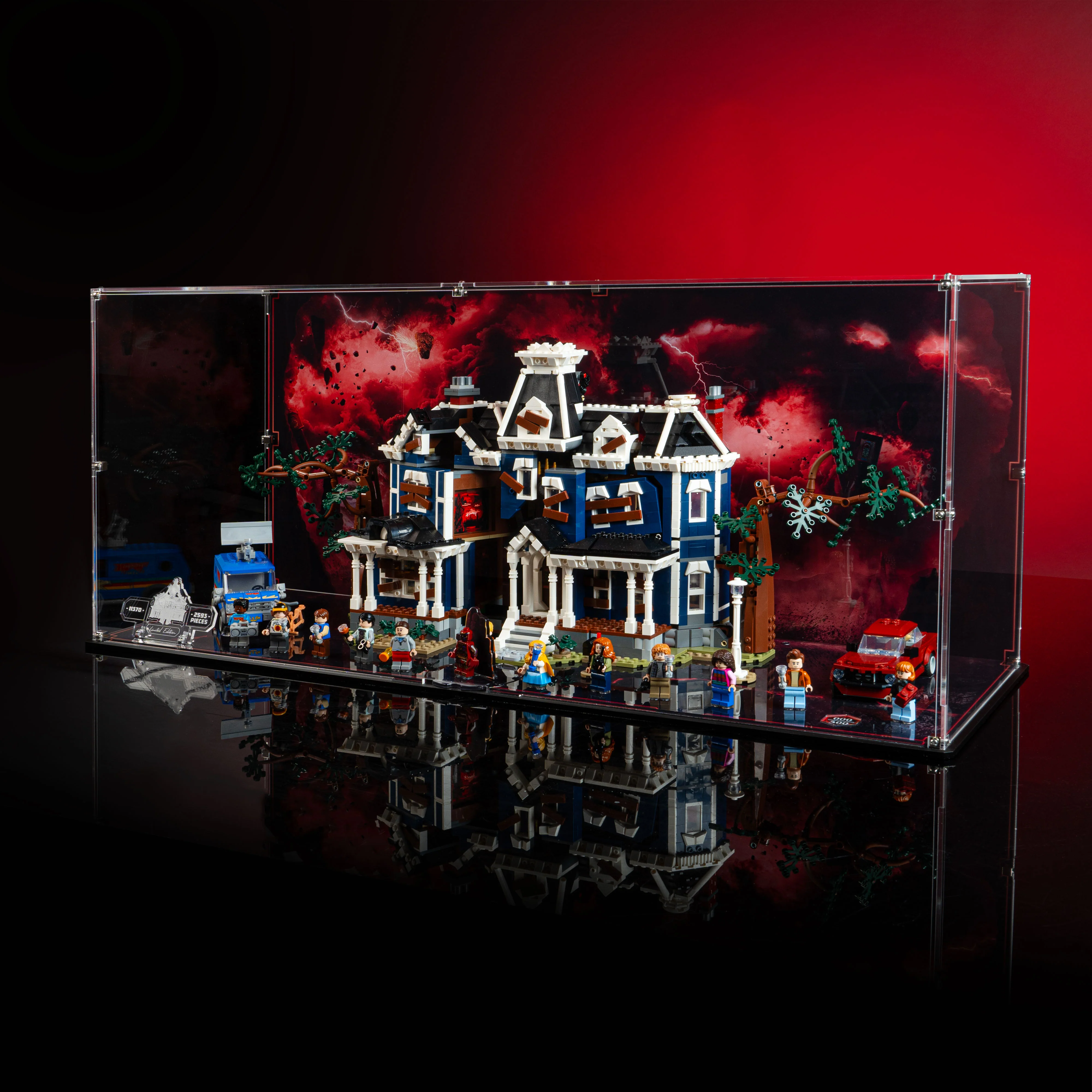 Limited Edition Display Case for LEGO® Icons: Stranger Things: The Creel House (11370) - Image 3