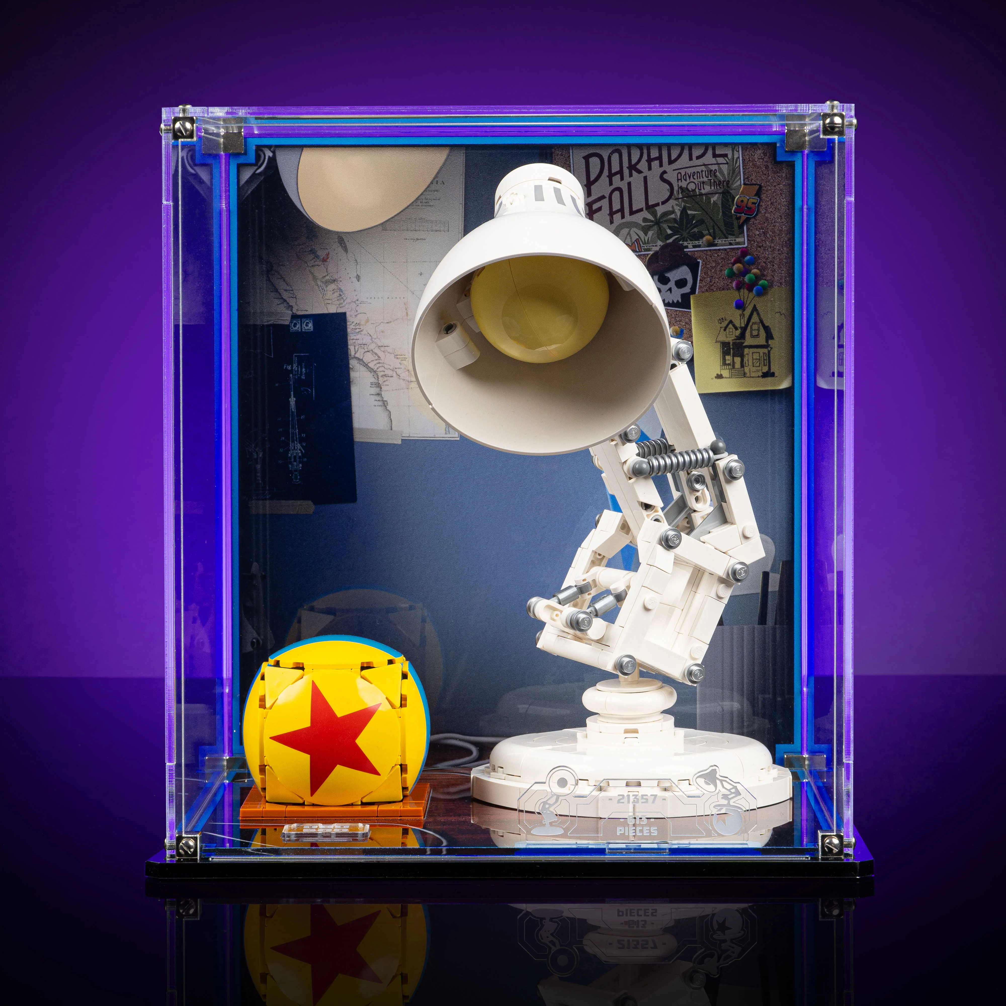 Limited Edition Display Case for LEGO® Ideas: Disney Pixar Luxo Jr. (21357) - Image 4