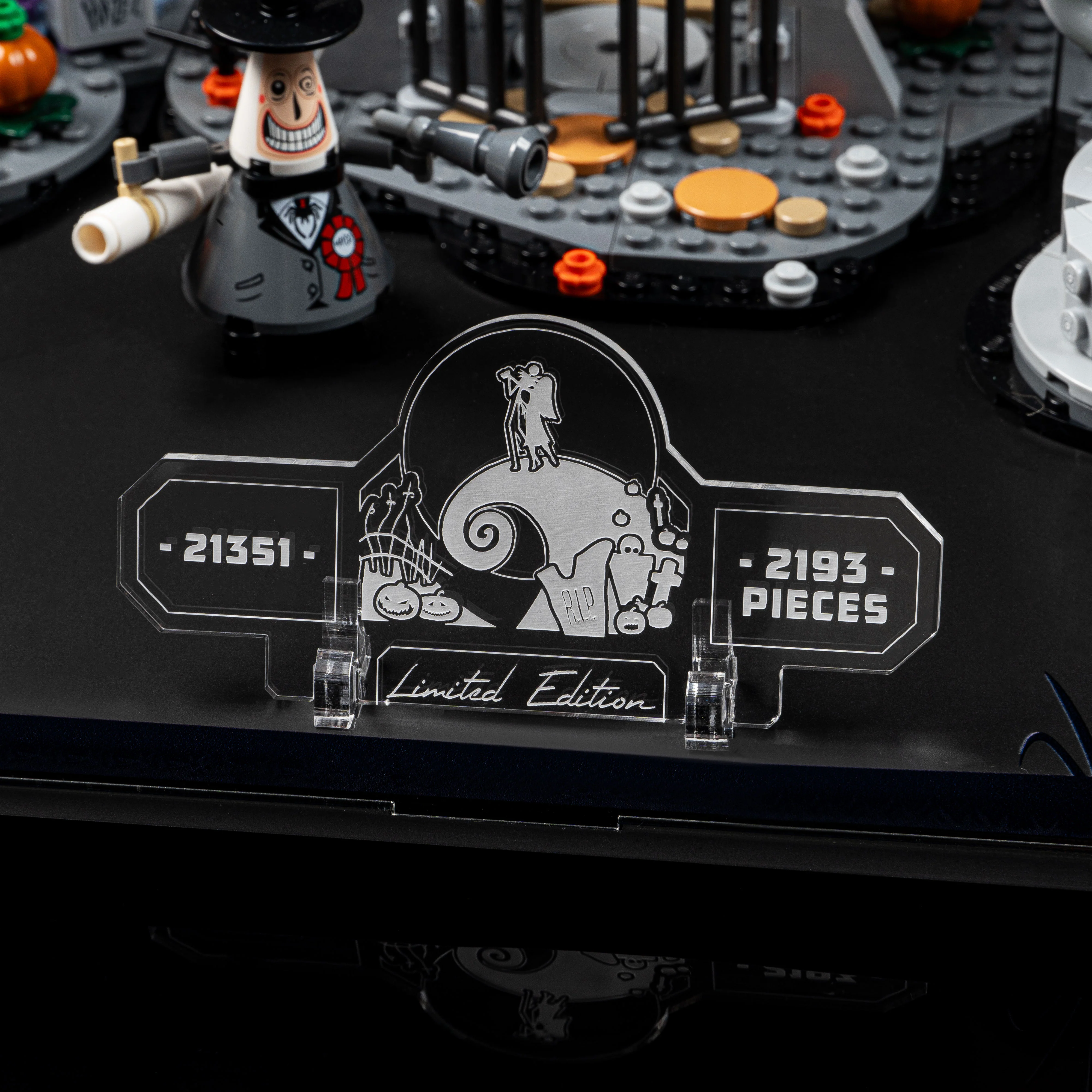 Limited Edition Display Case for LEGO® Ideas: The Nightmare Before Christmas (21351) - Image 9