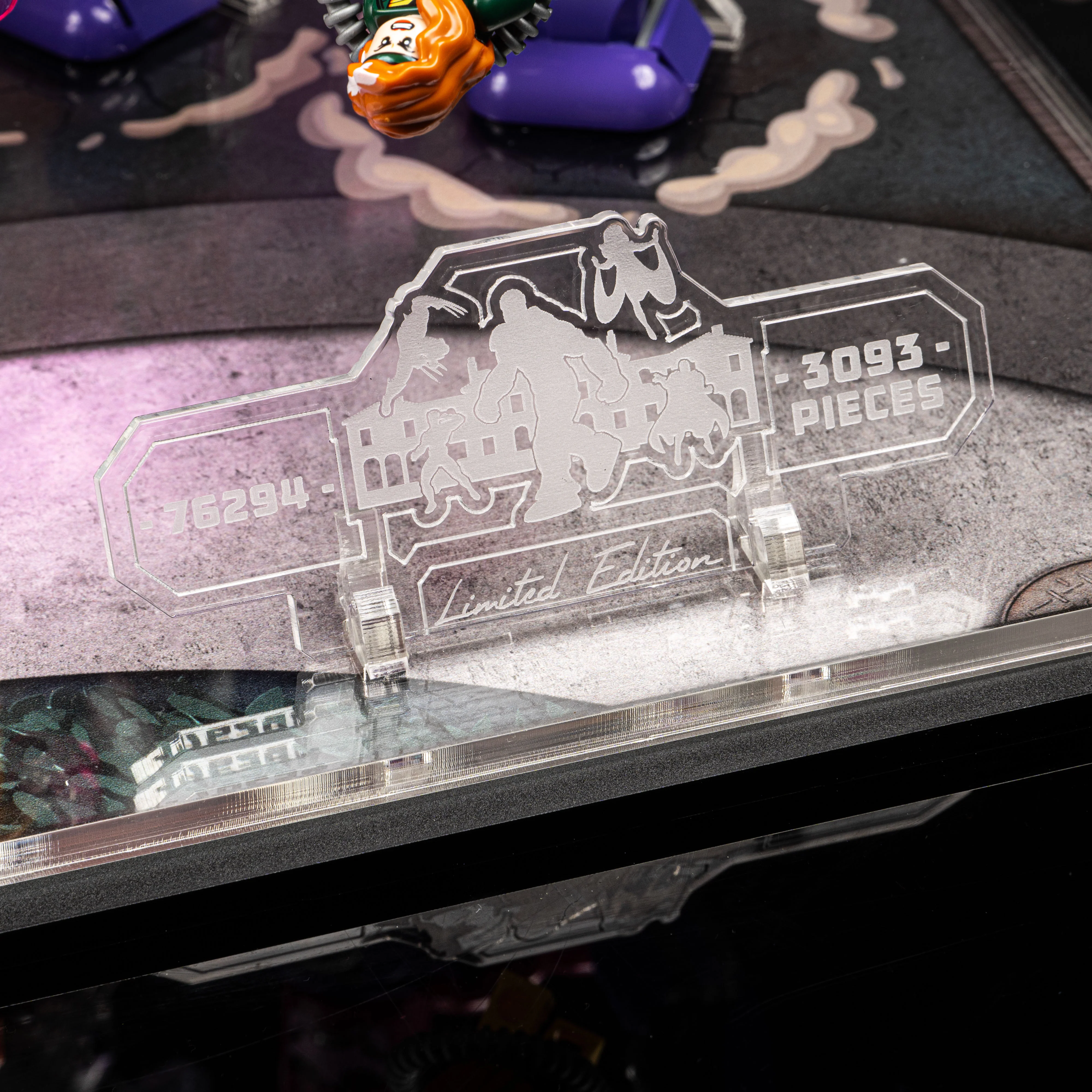 Limited Edition Display Case for LEGO® Marvel: The X-Mansion (76294) - Image 6