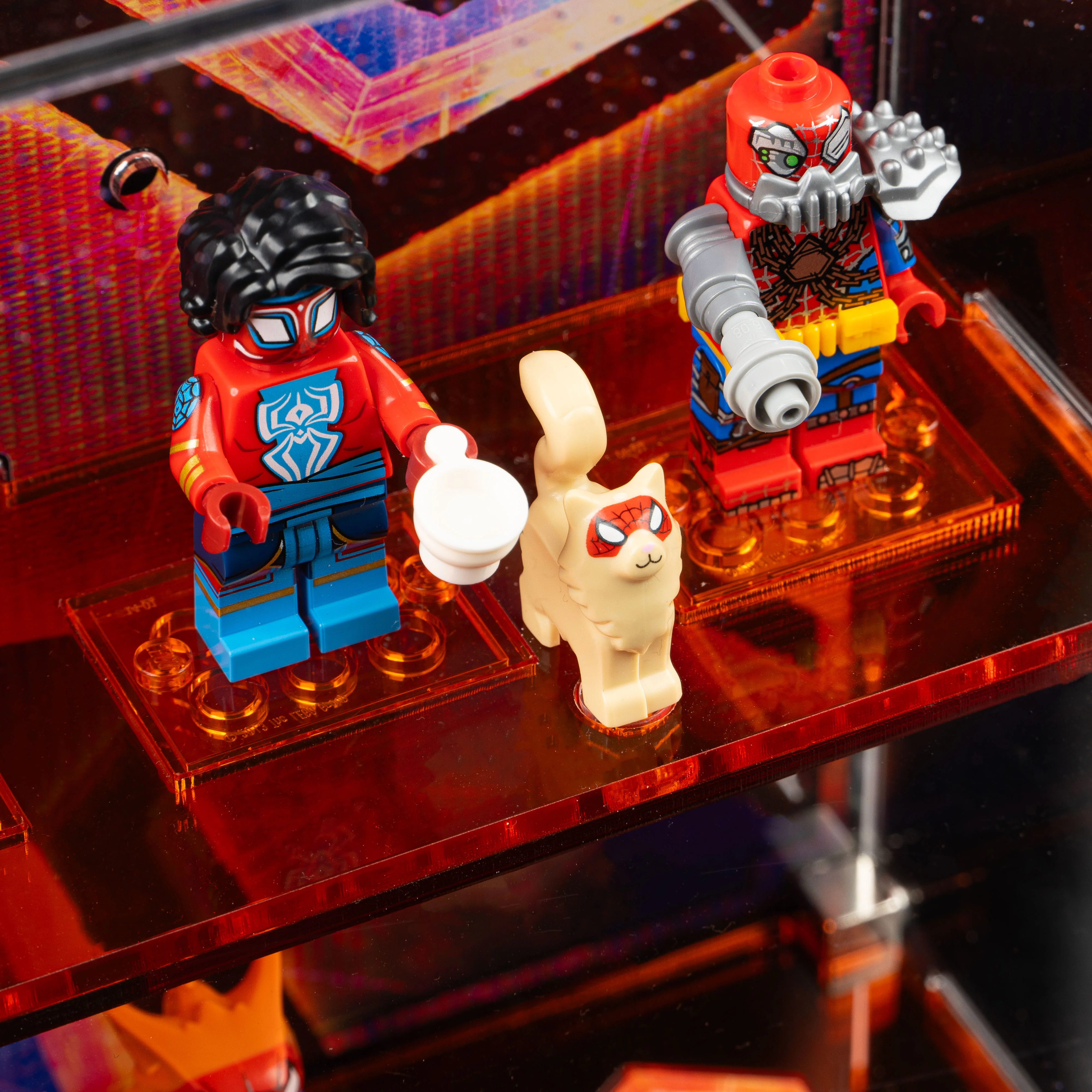 Limited Edition Display Case for LEGO® Spider-Man: Across the Spider-Verse Minifigures (71050) - Image 8