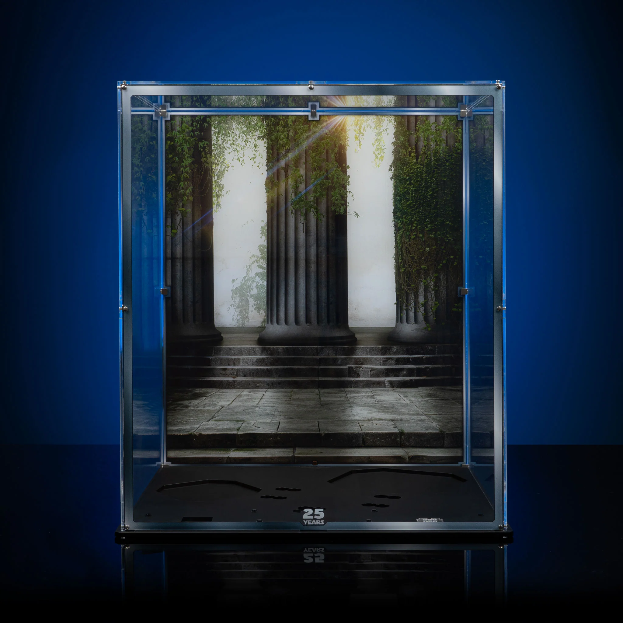 Limited Edition Display Case for LEGO® Star Wars™ Chewbacca, C-3PO and R2-D2 (75371, 75398, 75379) - Image 3