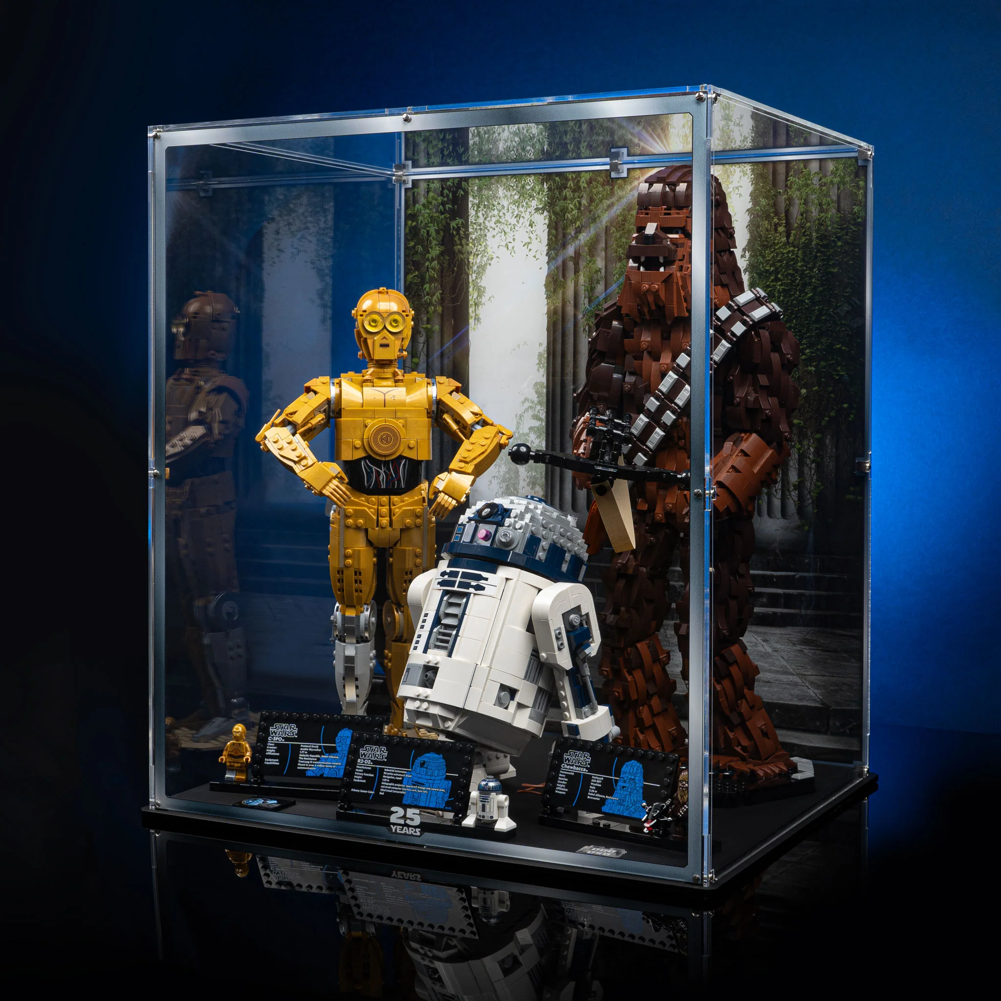Limited Edition Display Case for LEGO® Star Wars™ Chewbacca, C-3PO and R2-D2 (75371, 75398, 75379) - Image 4