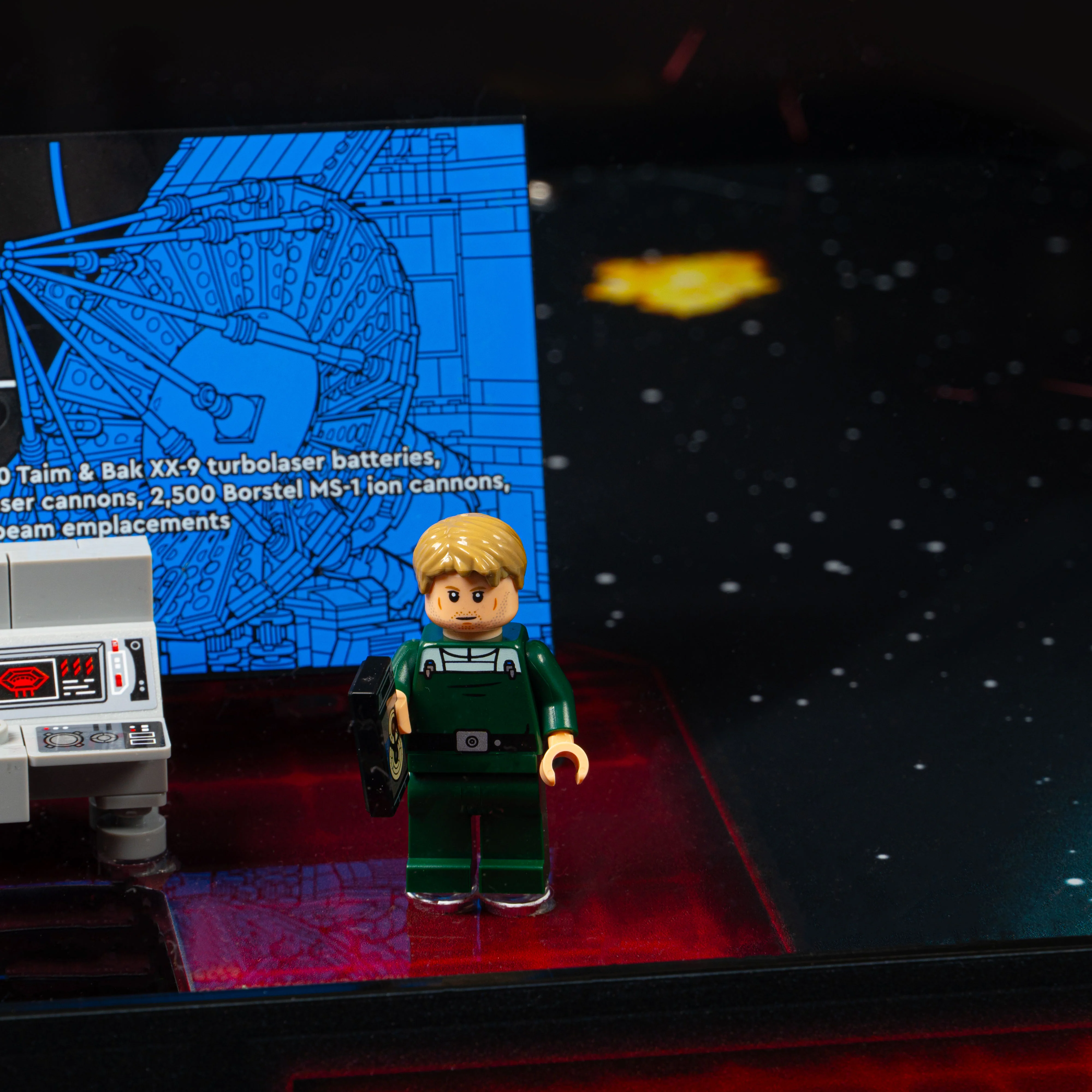 Limited Edition Display Case for LEGO® Star Wars™ Death Star™ (75419) - Image 10