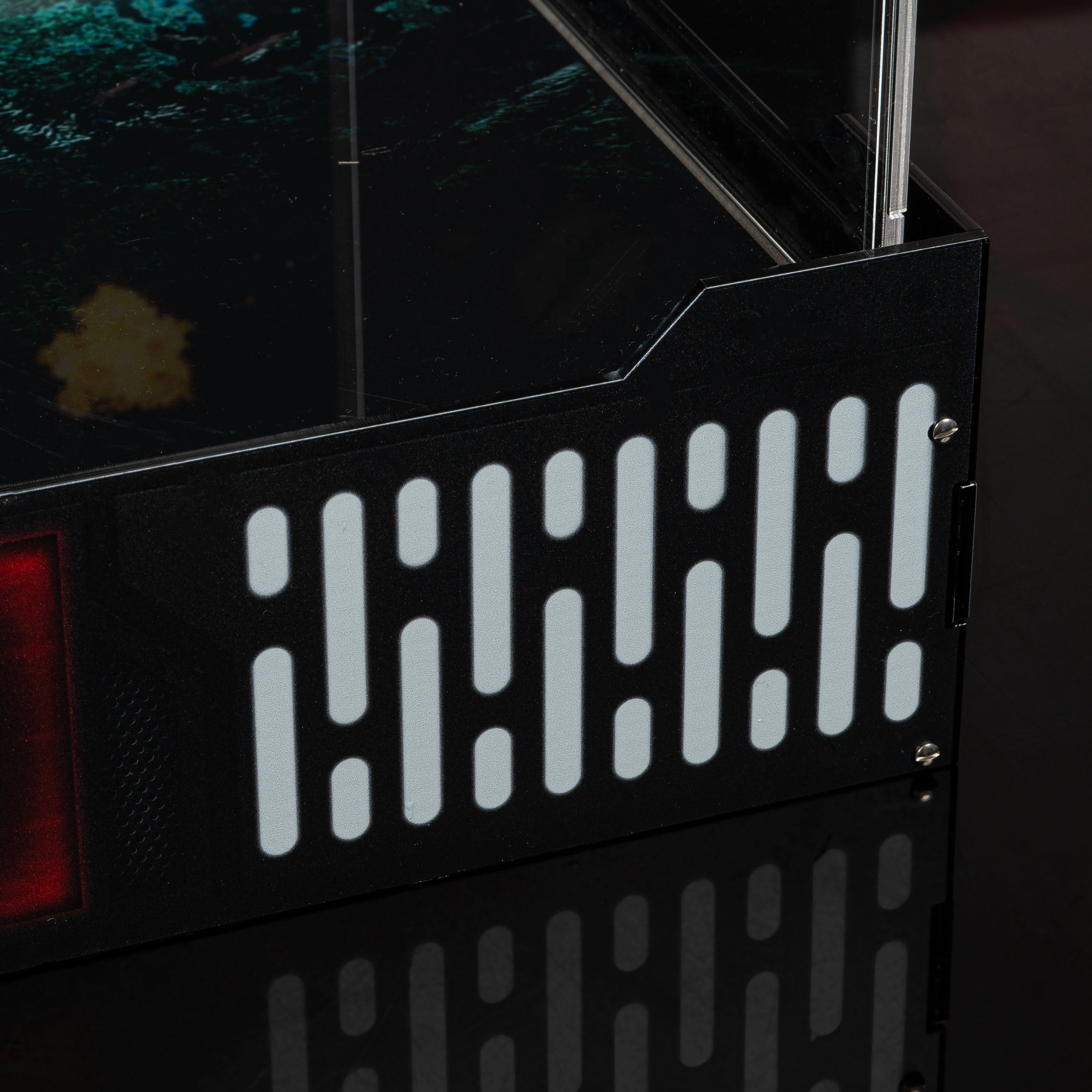 Limited Edition Display Case for LEGO® Star Wars™ Death Star™ (75419) - Image 13