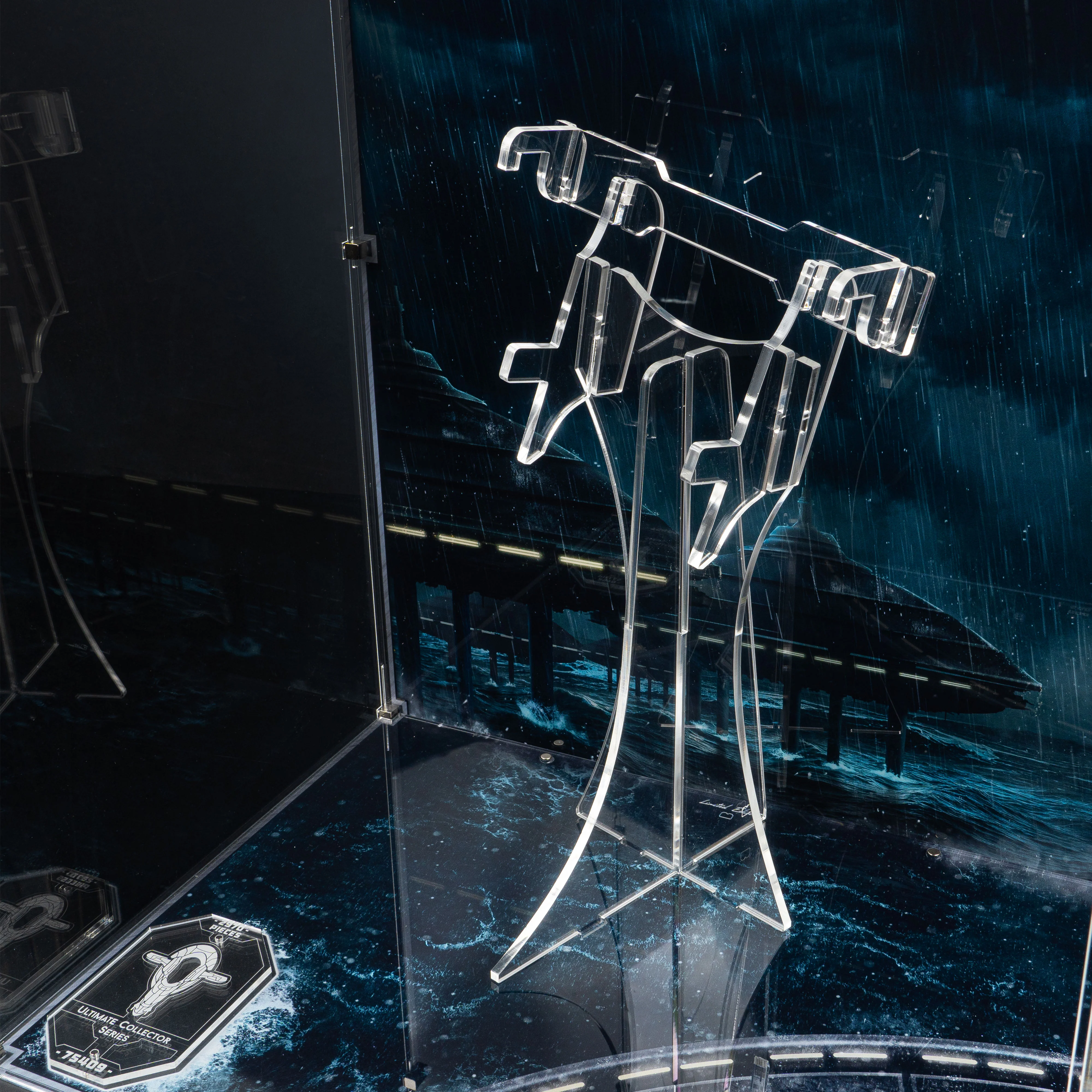 Limited Edition Display Case for LEGO® Star Wars™ Jango Fett's Firespray-Class Starship (75409) - Image 16