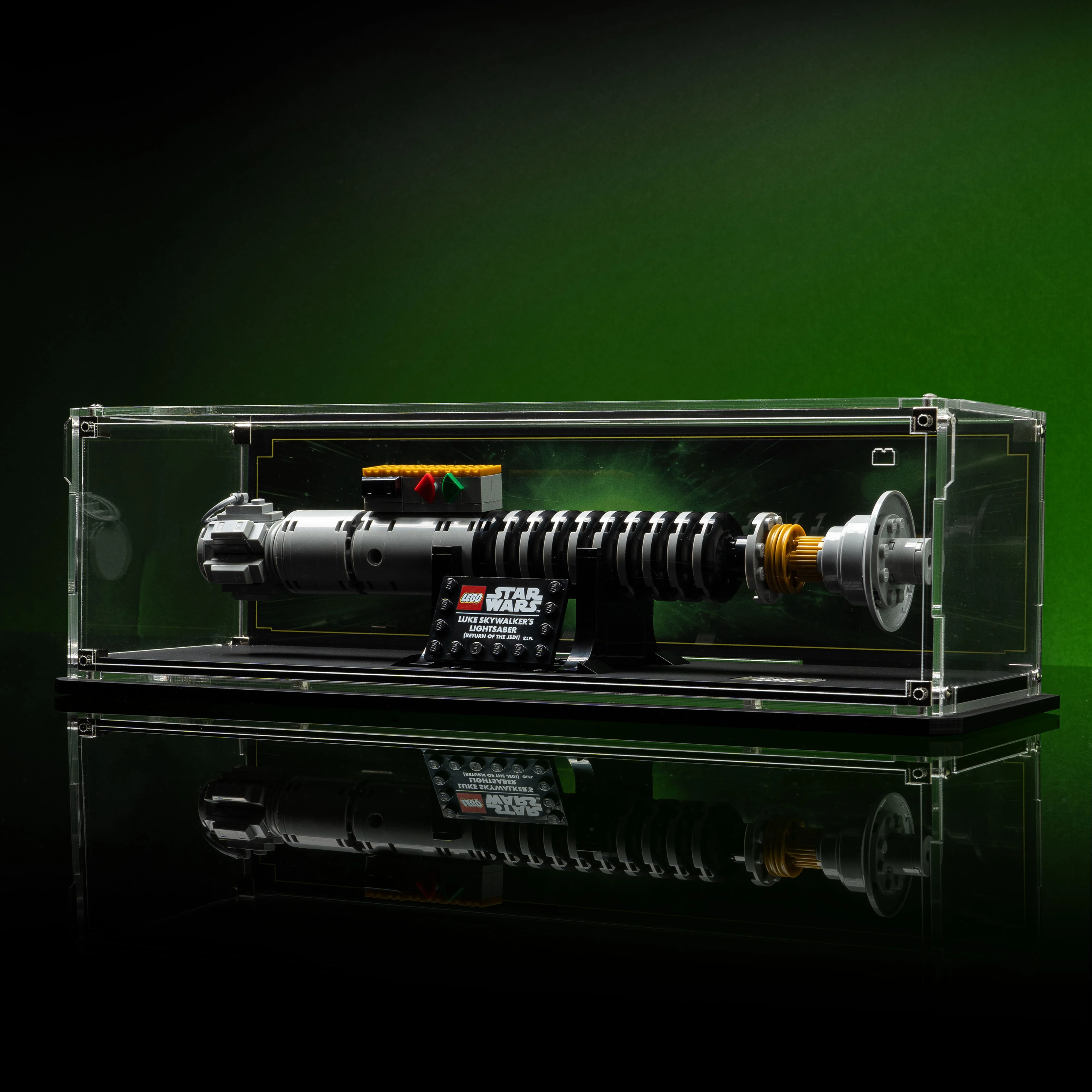 Limited Edition Display Case for LEGO® Star Wars™ Luke Skywalker’s Lightsaber (40730) - Image 5