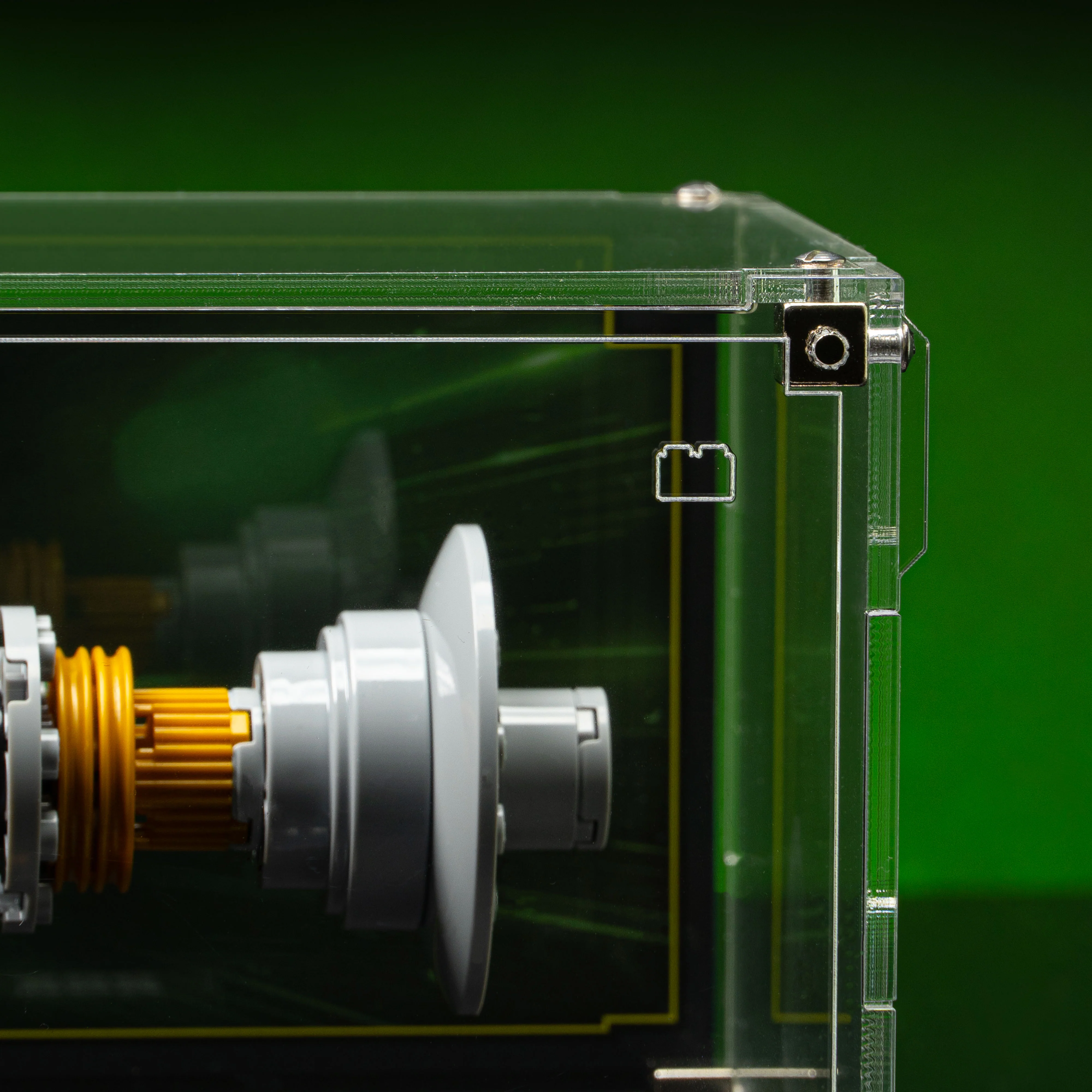 Limited Edition Display Case for LEGO® Star Wars™ Luke Skywalker’s Lightsaber (40730) - Image 8