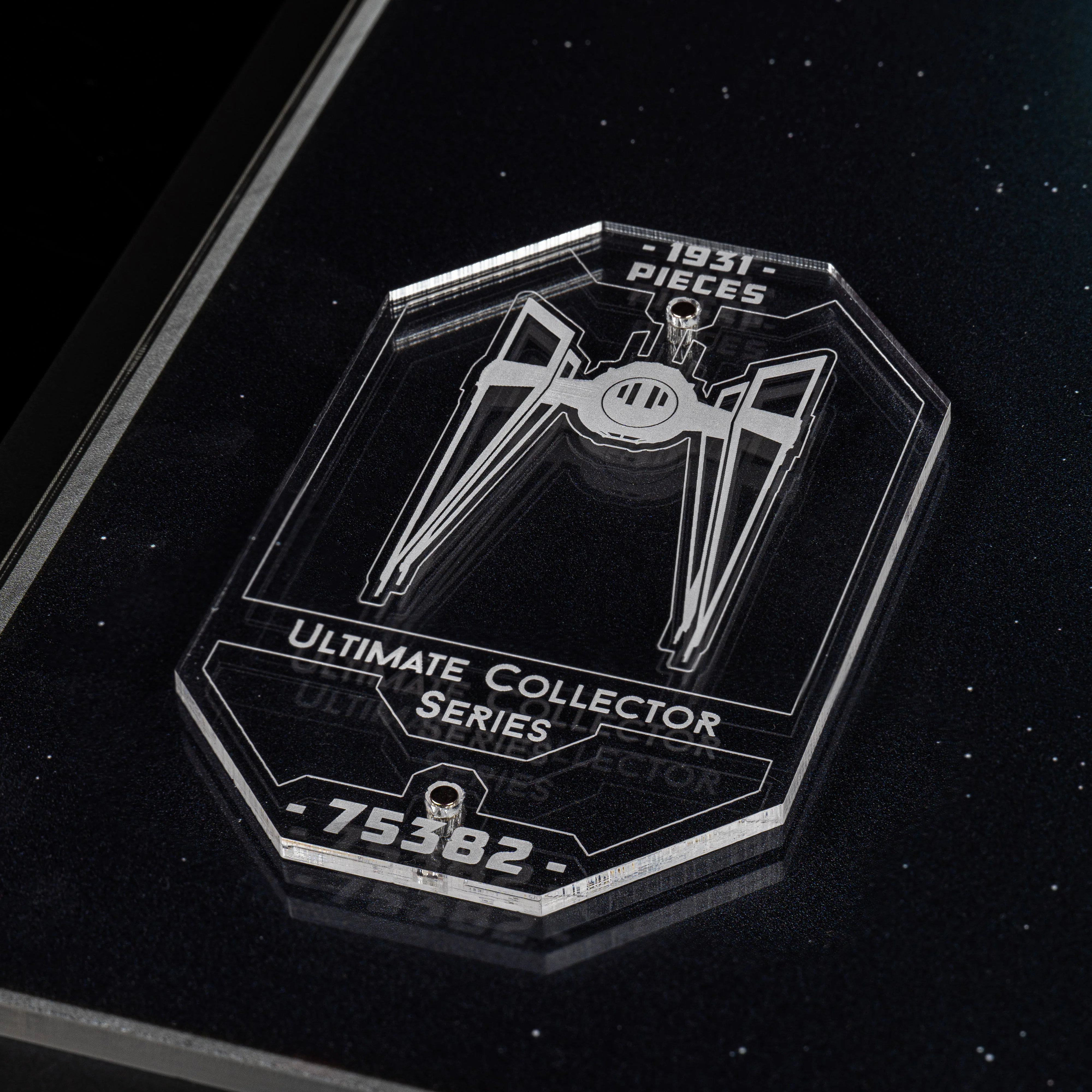 Limited Edition Display Case for LEGO® Star Wars TIE Interceptor™ (75382) - Image 11
