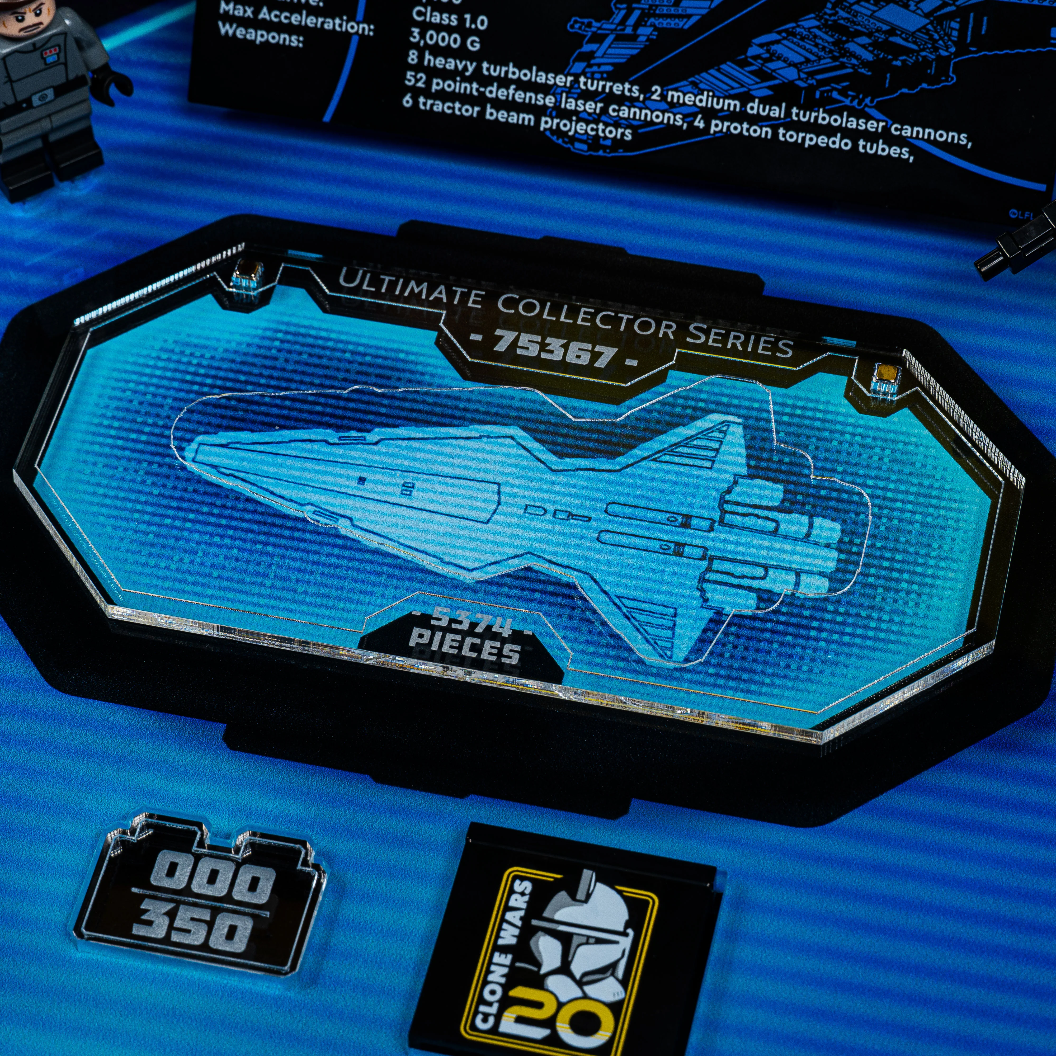 Limited Edition Display Case for LEGO® Star Wars™ Venator-Class Republic Attack Cruiser (75367) - Image 10