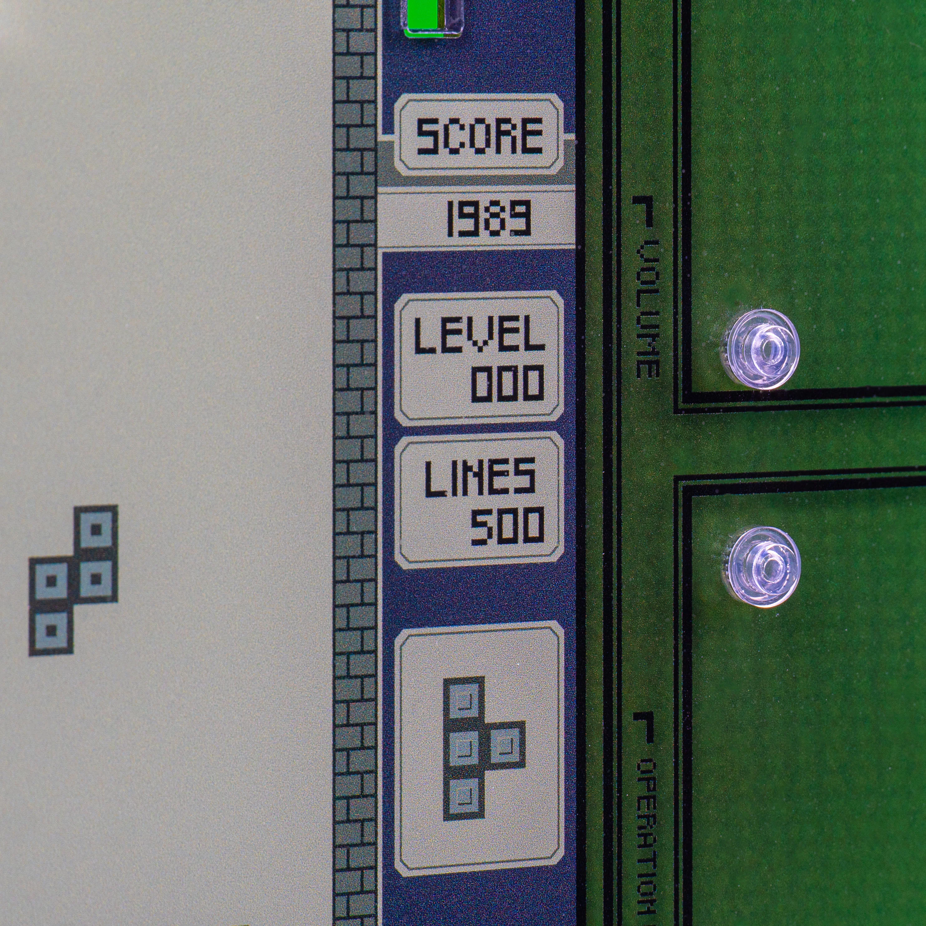 Limited Edition Display Case for LEGO® Super Mario Game Boy™ (72046) - Image 13