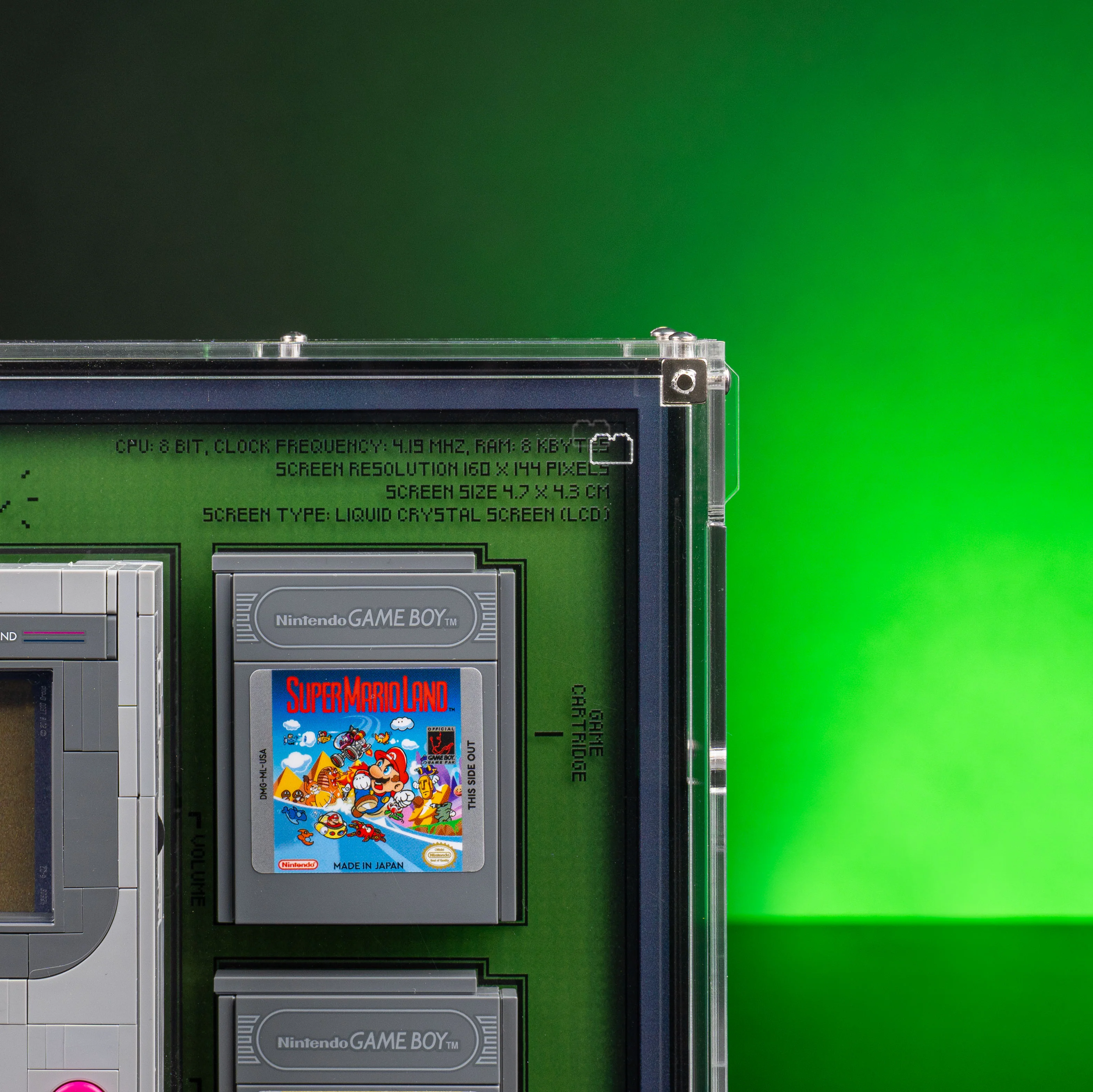 Limited Edition Display Case for LEGO® Super Mario Game Boy™ (72046) - Image 16