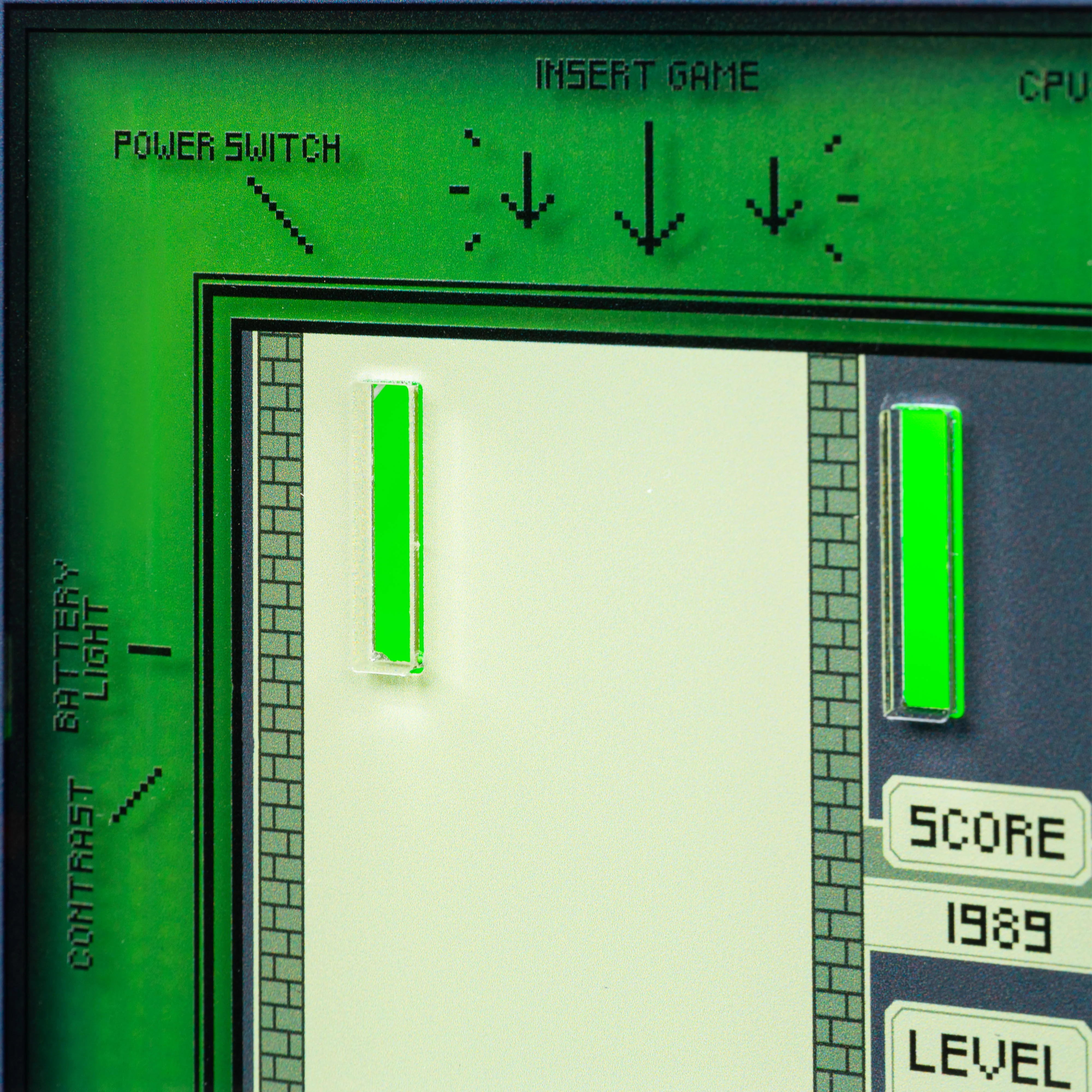 Limited Edition Display Case for LEGO® Super Mario Game Boy™ (72046) - Image 6