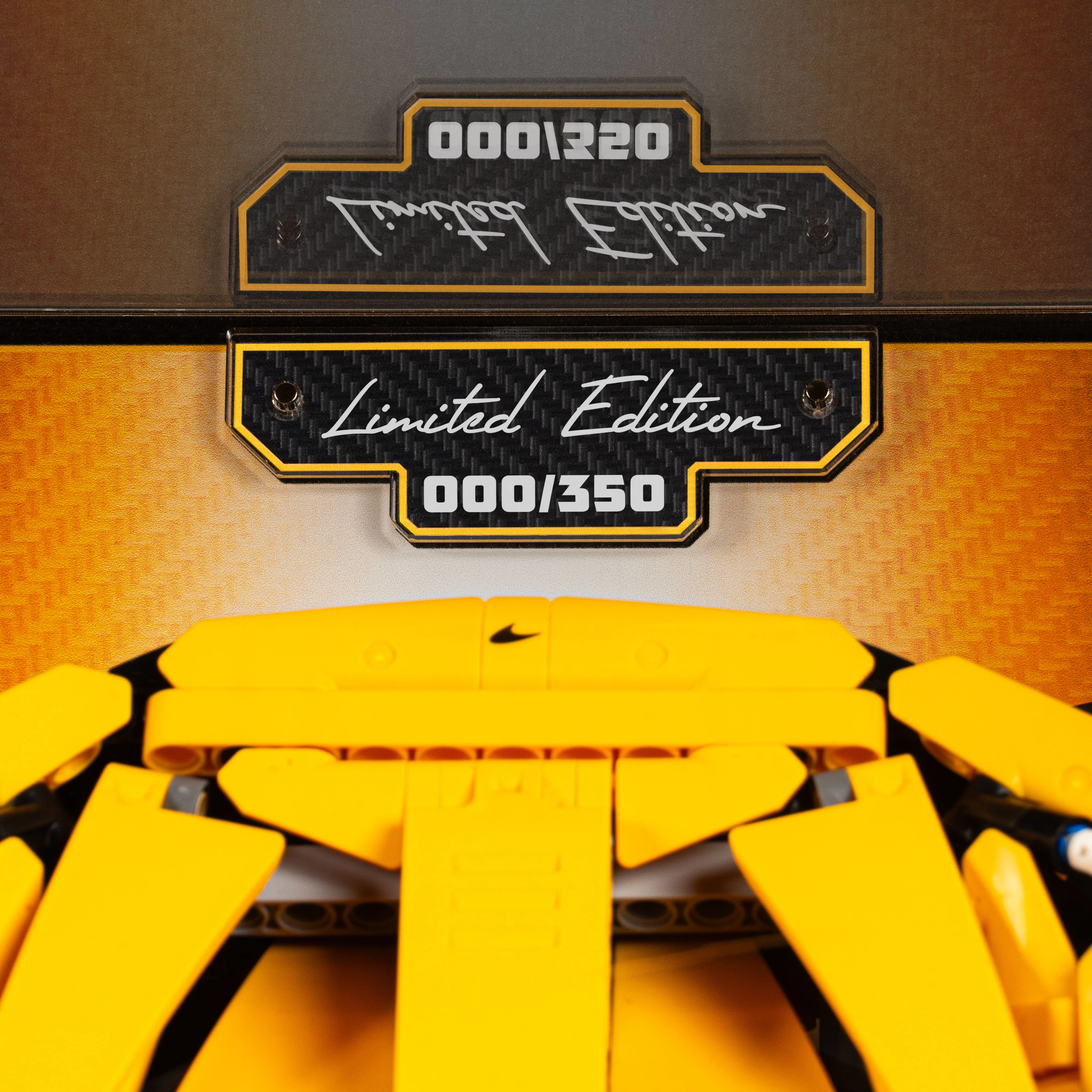 Limited Edition Wall Mounted Display Case for LEGO® Technic™ McLaren P1™ (42172) - Image 7