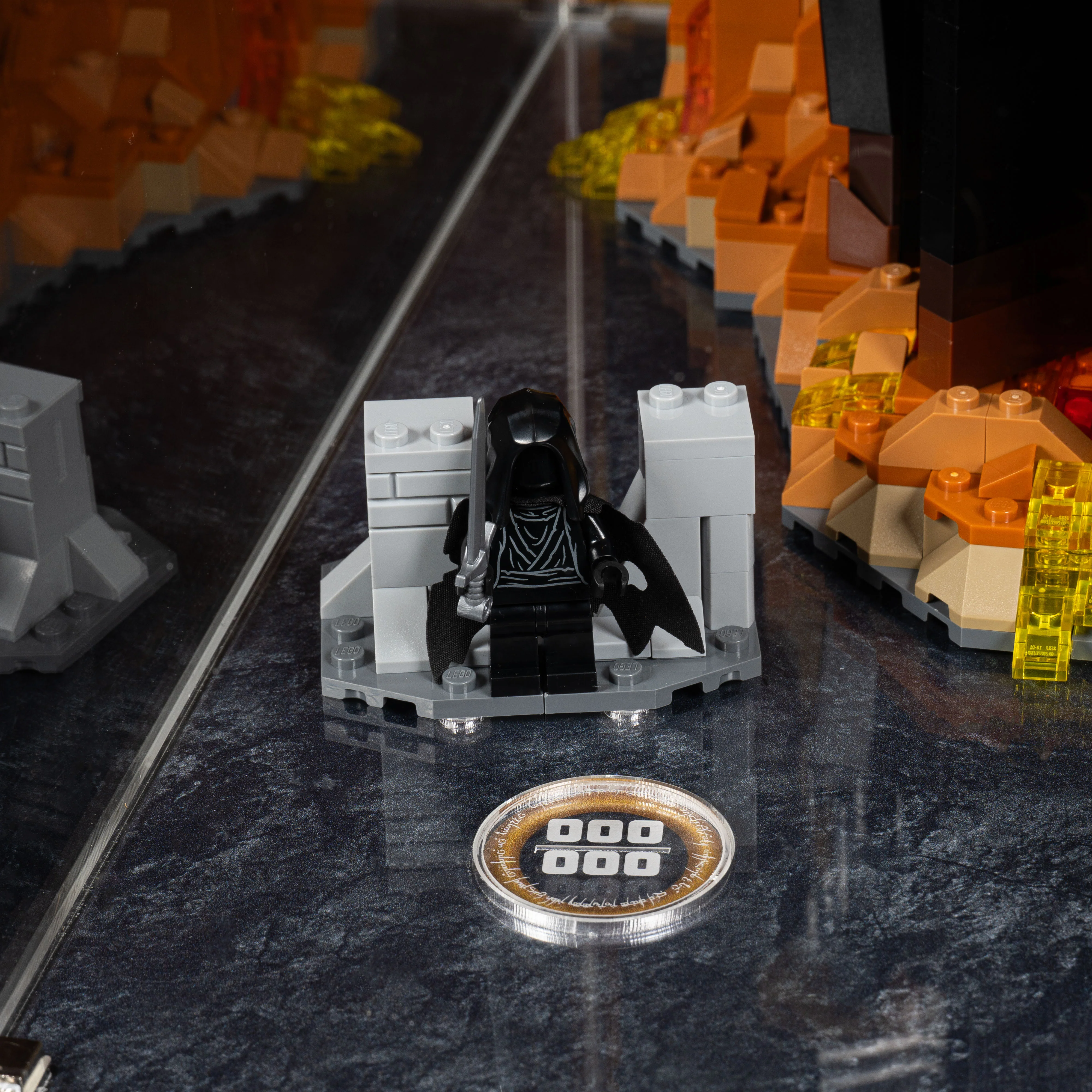 Limited Edition Display Case for LEGO® The Lord of the Rings: Barad-dûr™ with Fell Beast (10333 & 40693) - Image 7