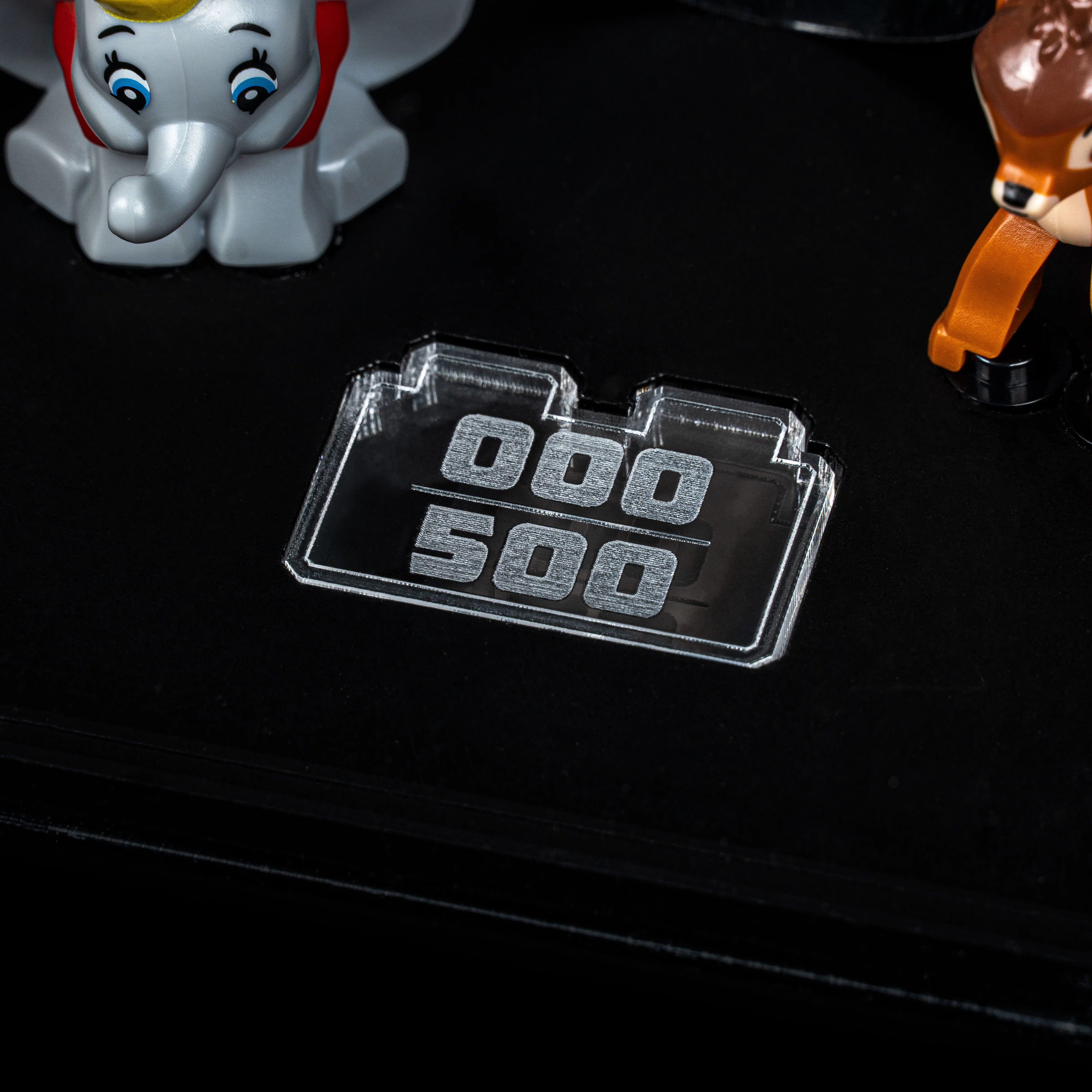 Limited Edition Display Case for LEGO® Walt Disney Tribute Camera (43230) - Image 12