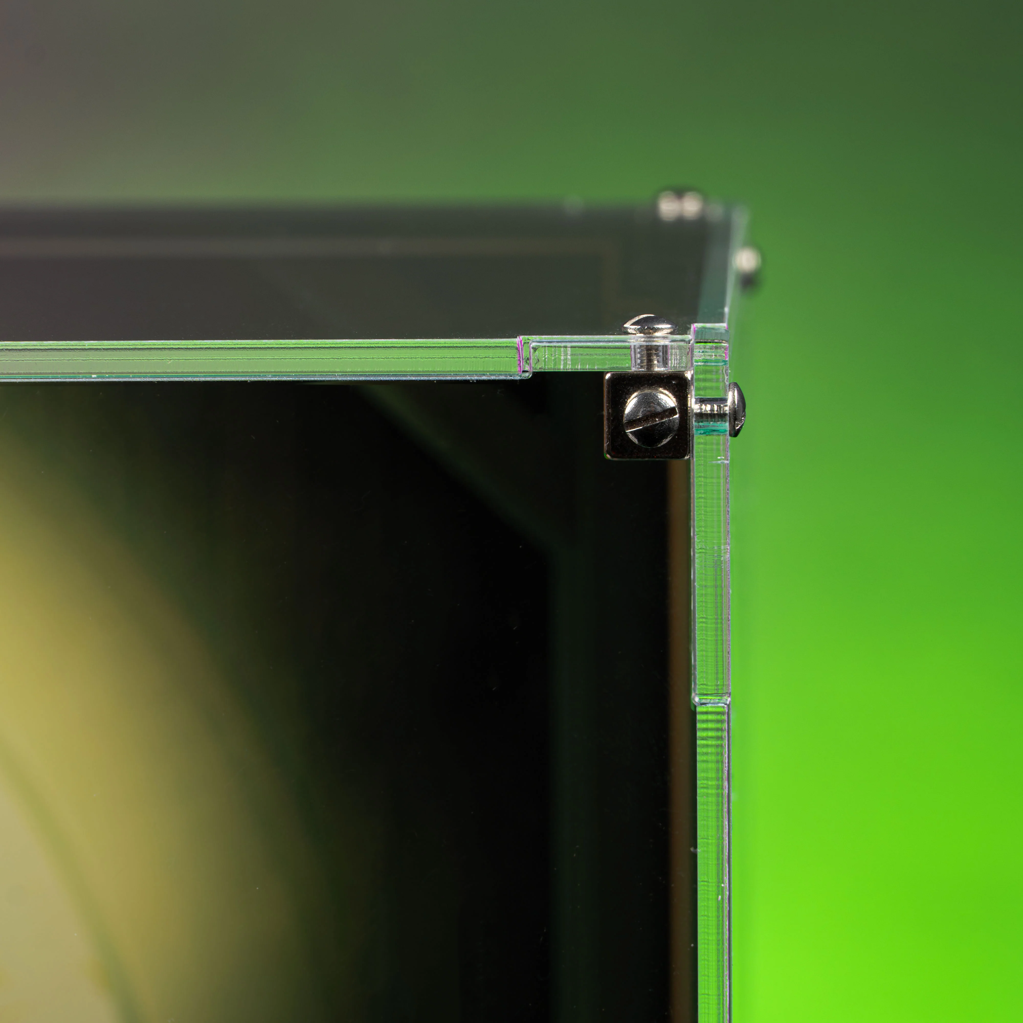 Limited Edition Display Case for LEGO® Wicked: Glinda and Elphaba Bookends (75691) - Image 17