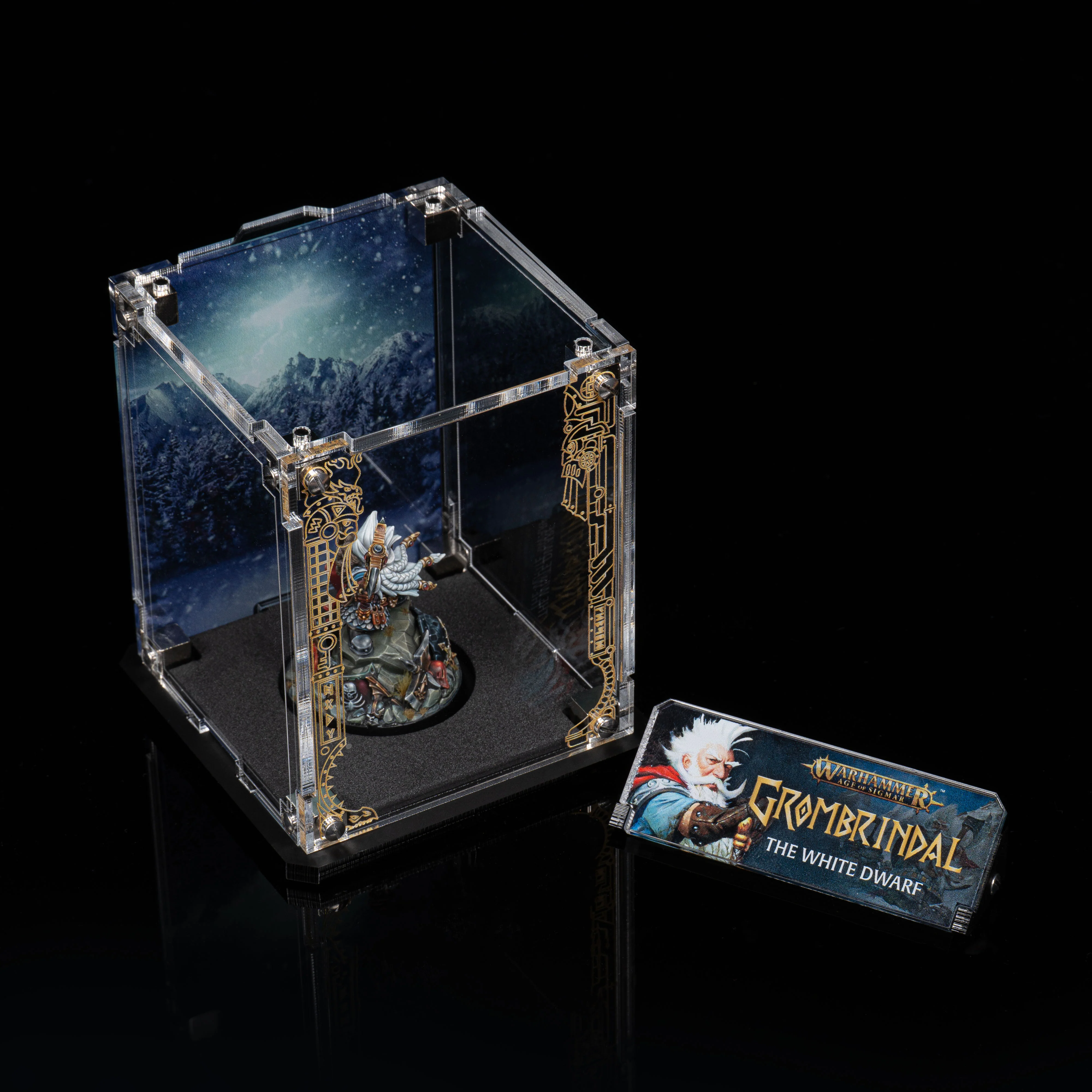 Limited Edition Display Case & Plaque for the Warhammer® Grombrindal Commemorative Anniversary Miniature - Image 10
