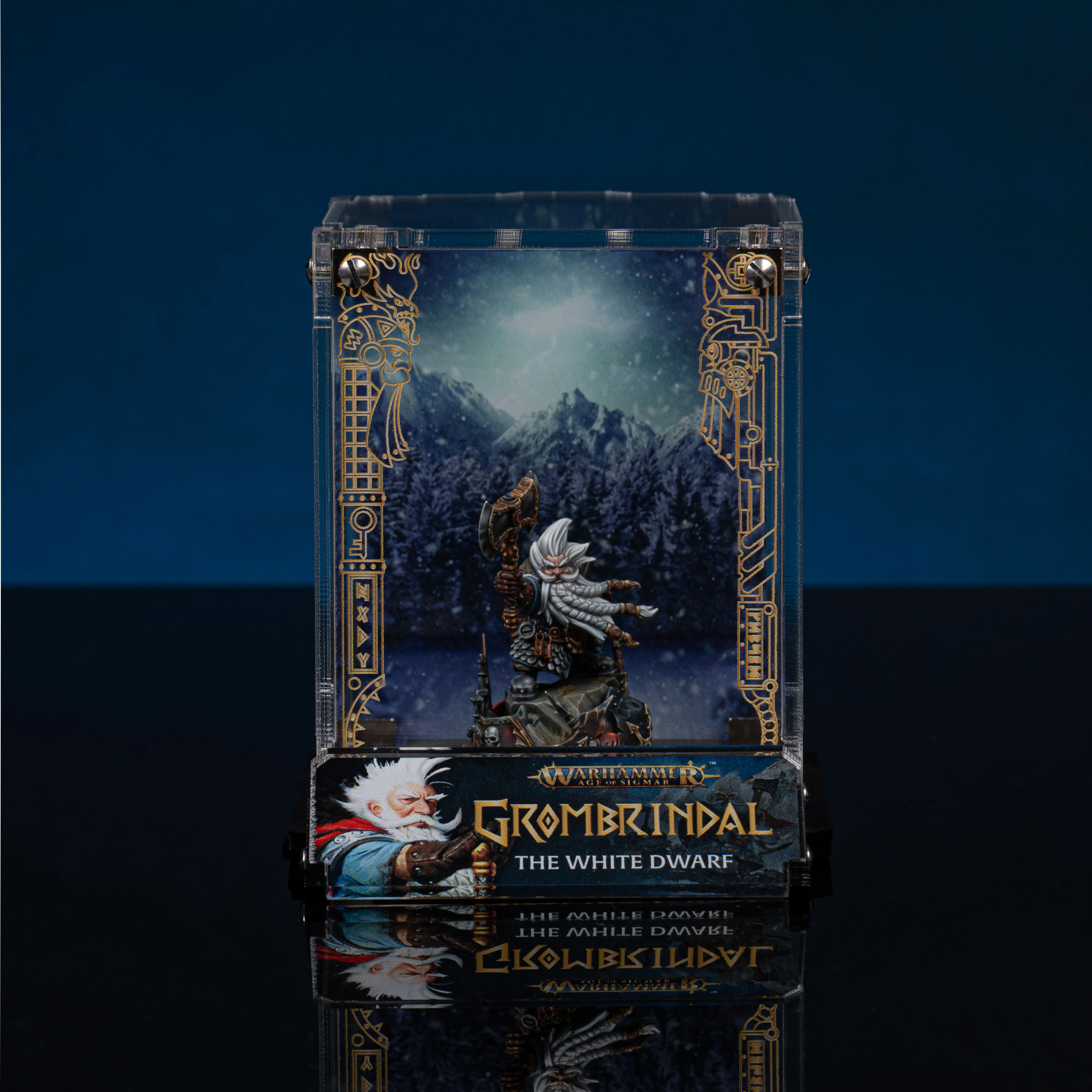 Limited Edition Display Case & Plaque for the Warhammer® Grombrindal Commemorative Anniversary Miniature - Image 5