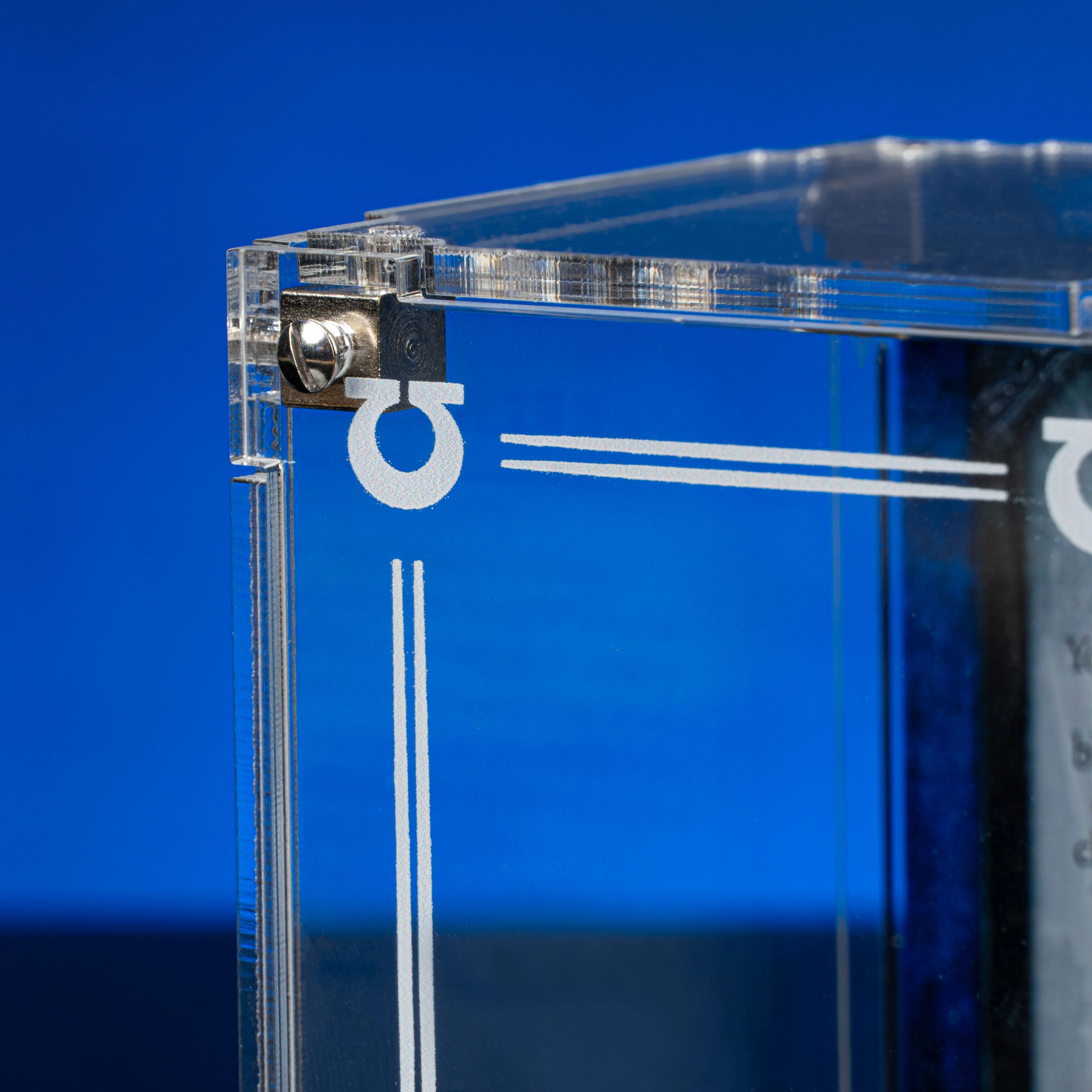 Limited Edition Display Case for Warhammer® 40,000 Cato Sicarius - Image 5