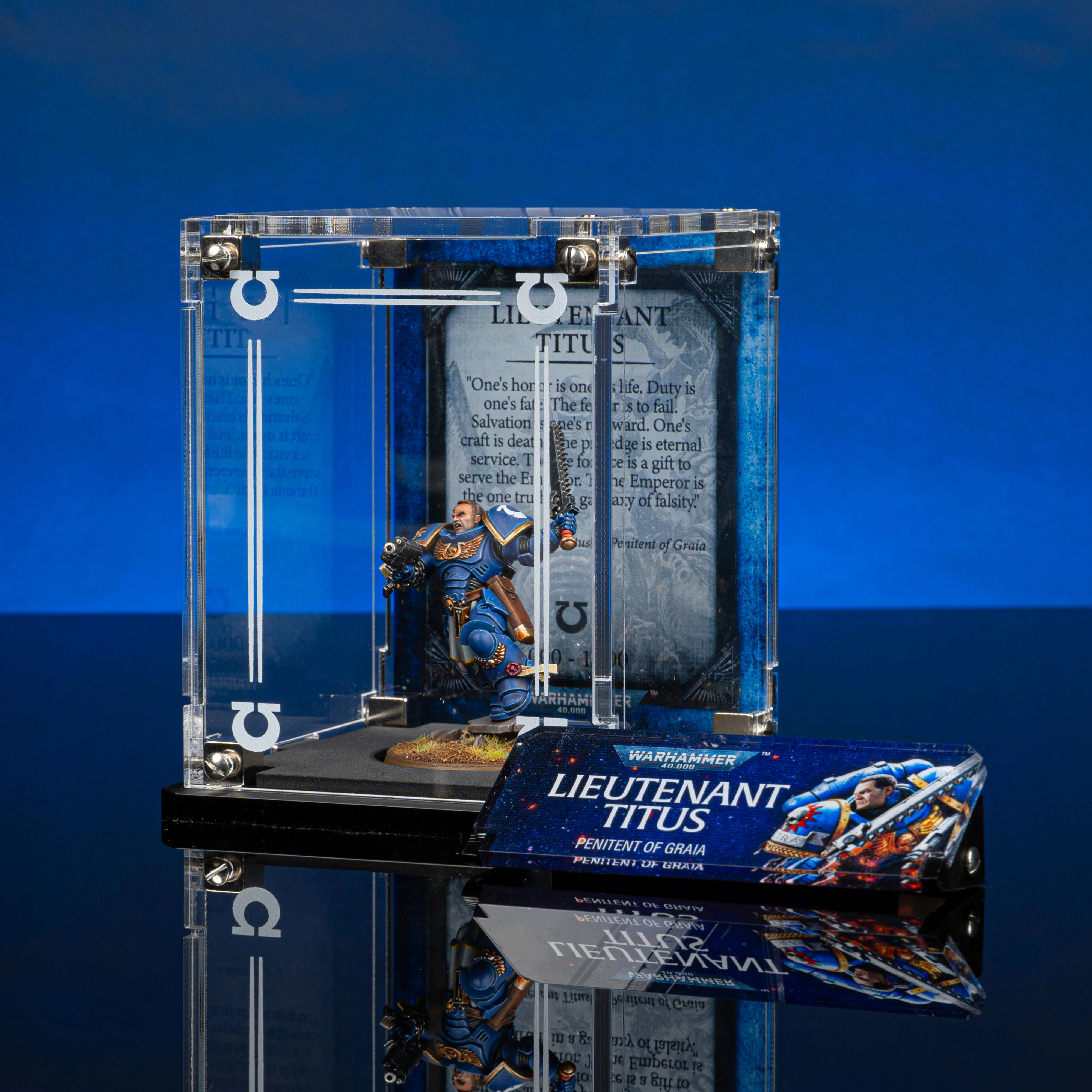 Limited Edition Display Case for Warhammer® 40,000 Lieutenant Titus - Image 2