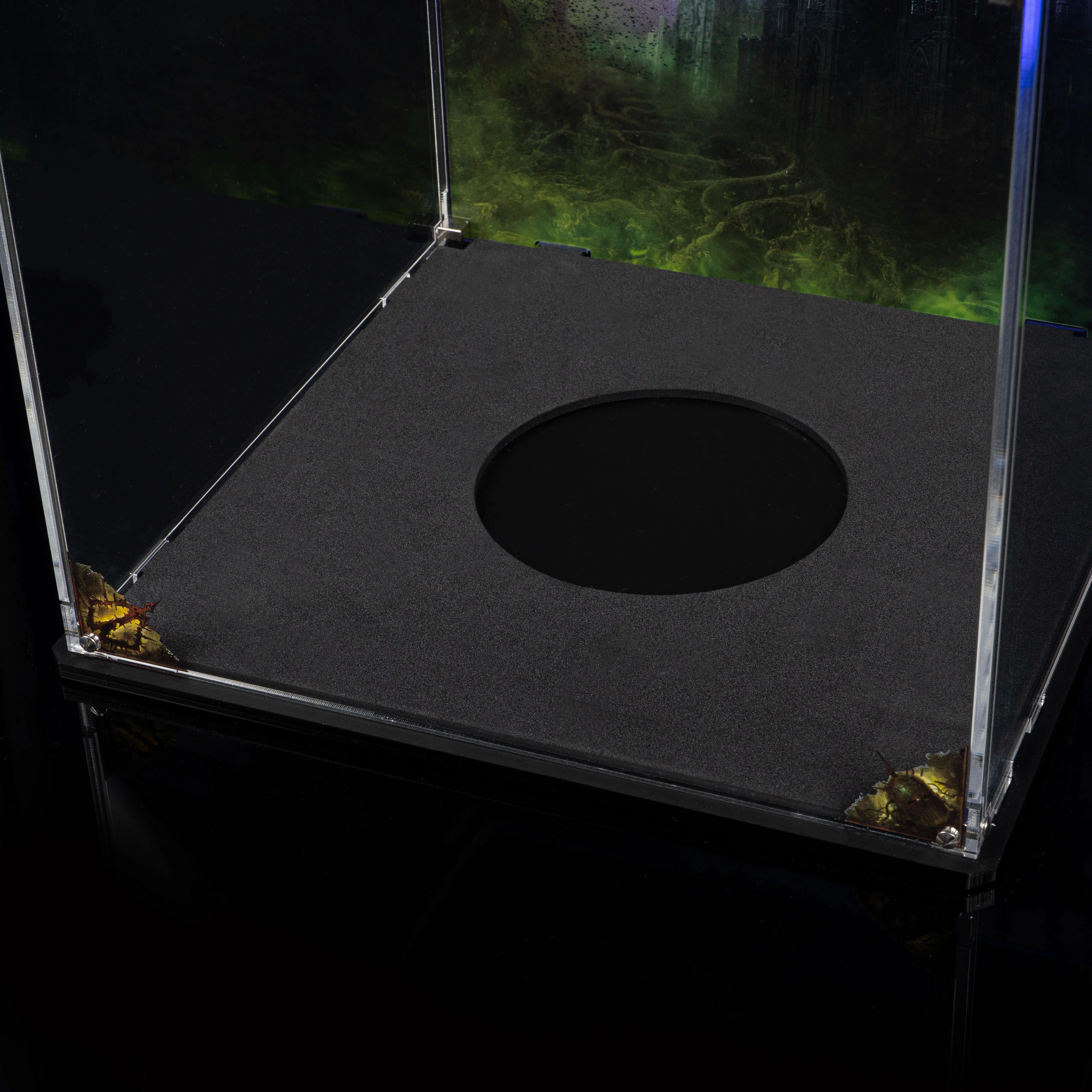 Limited Edition Display Case for Warhammer® 40,000 Mortarion, Daemon Primarch of Nurgle - Image 13