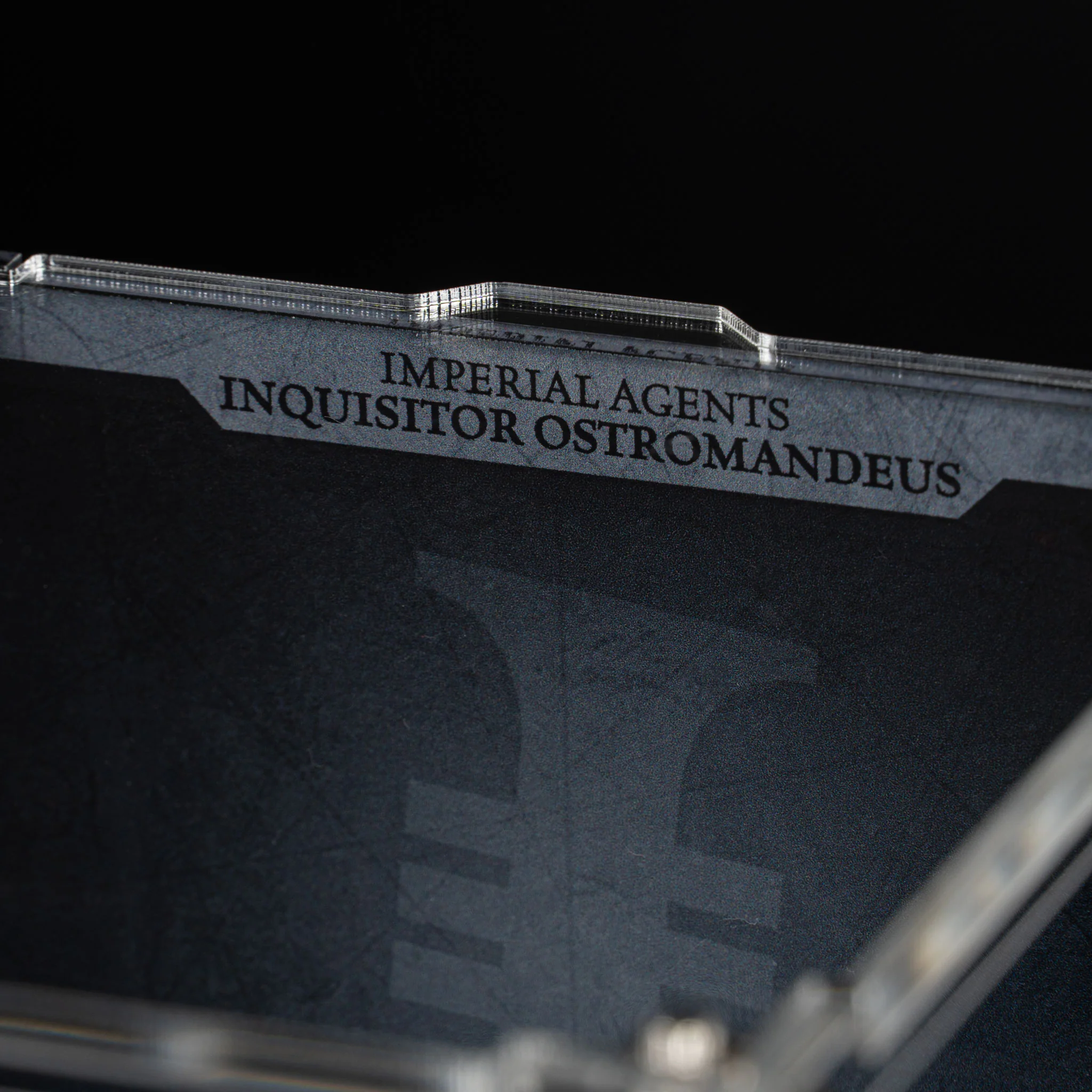 Display Case for Warhammer®+ Imperial Agents - Inquisitor Ostramandeus - Image 5