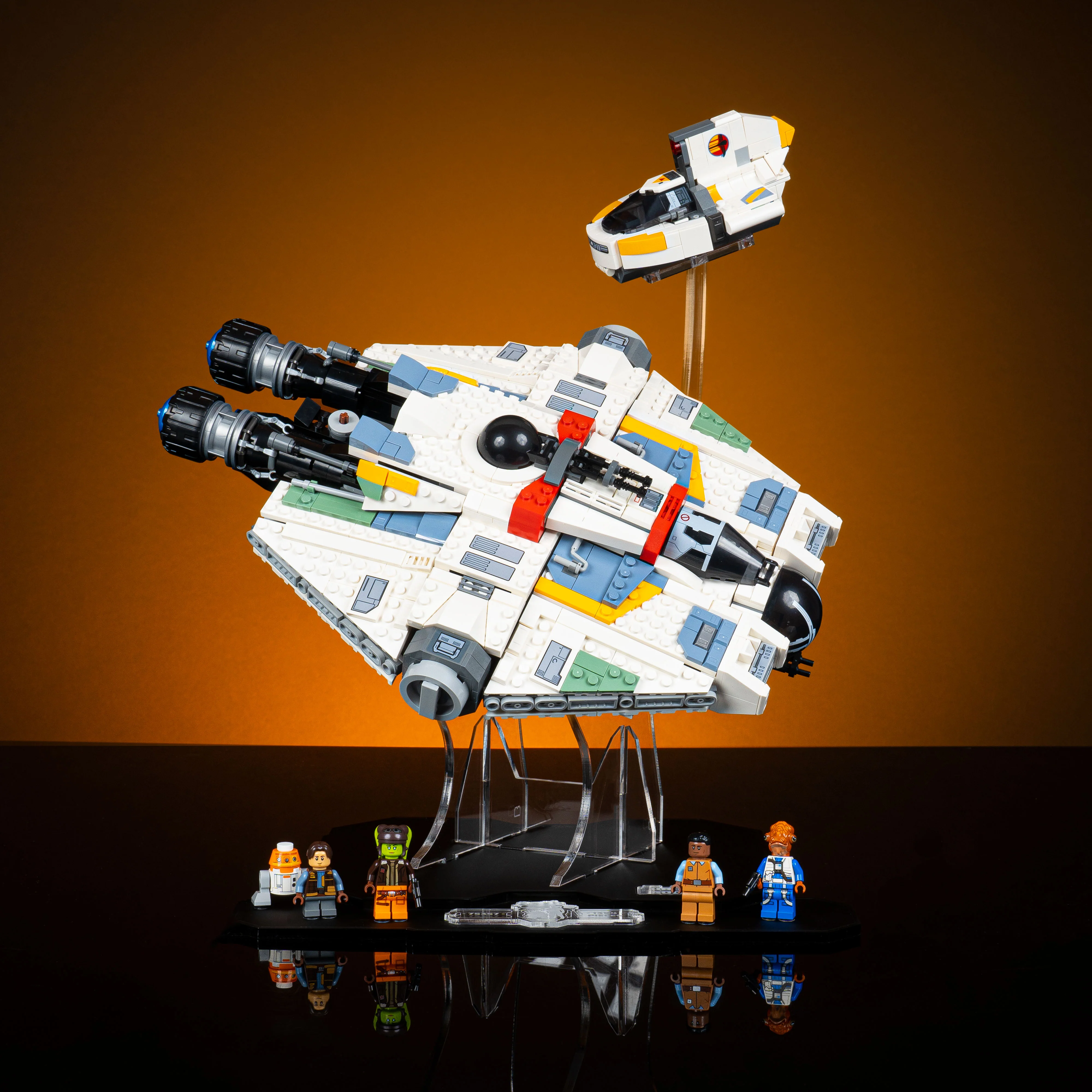 Limited Edition Display Stand for LEGO® Star Wars™ Ghost & Phantom II (75357) - Image 3