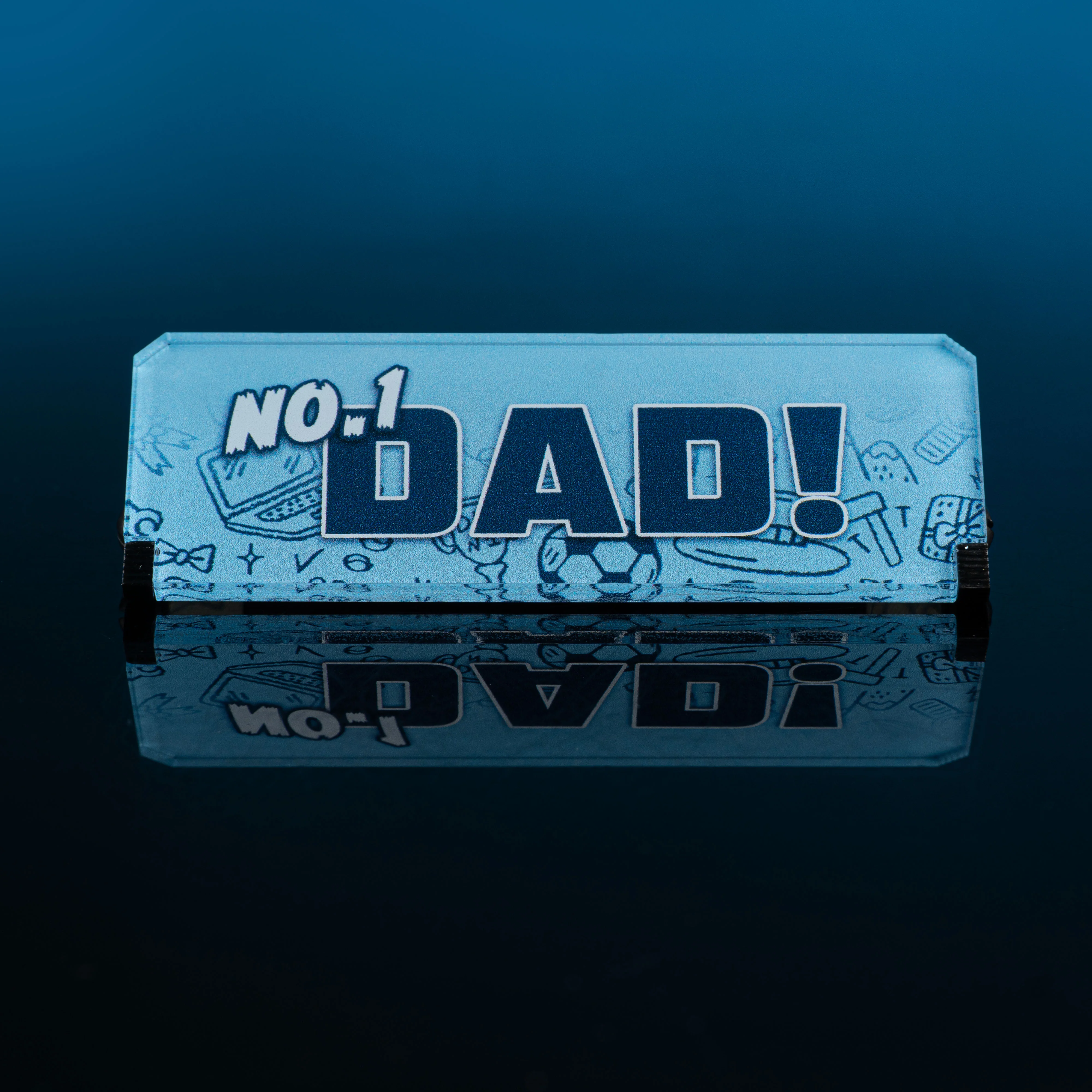 Limited Edition Father's Day Display Case for LEGO® Minifigure with Plaque - Image 11