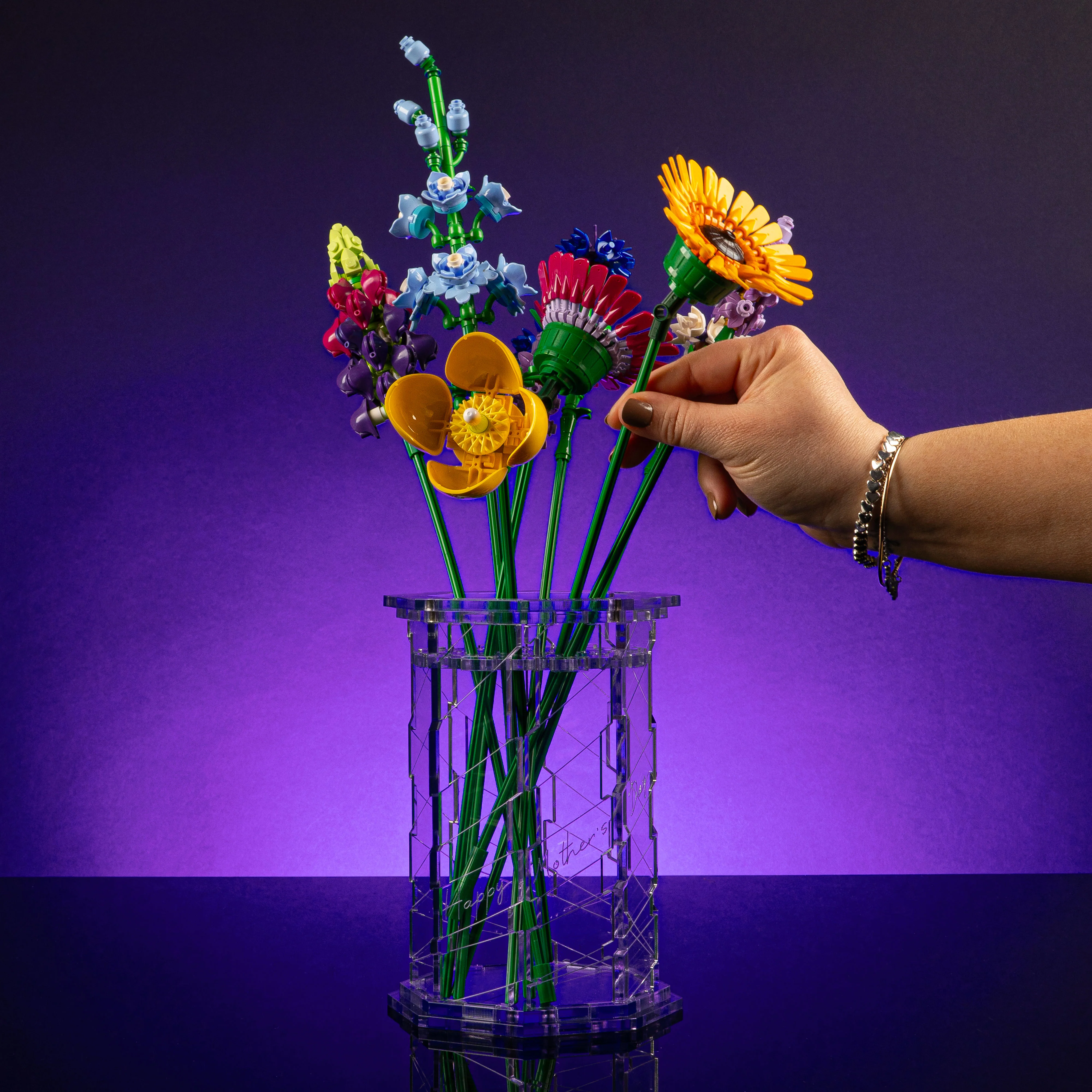 Limited Edition Mother’s Day Vase for LEGO® Botanical Flowers - Image 5