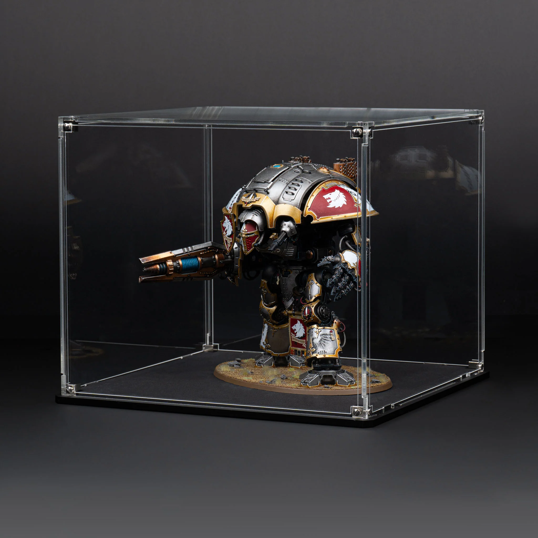 Oversized Miniature Display Case for Warhammer® with Clear Background - Image 5