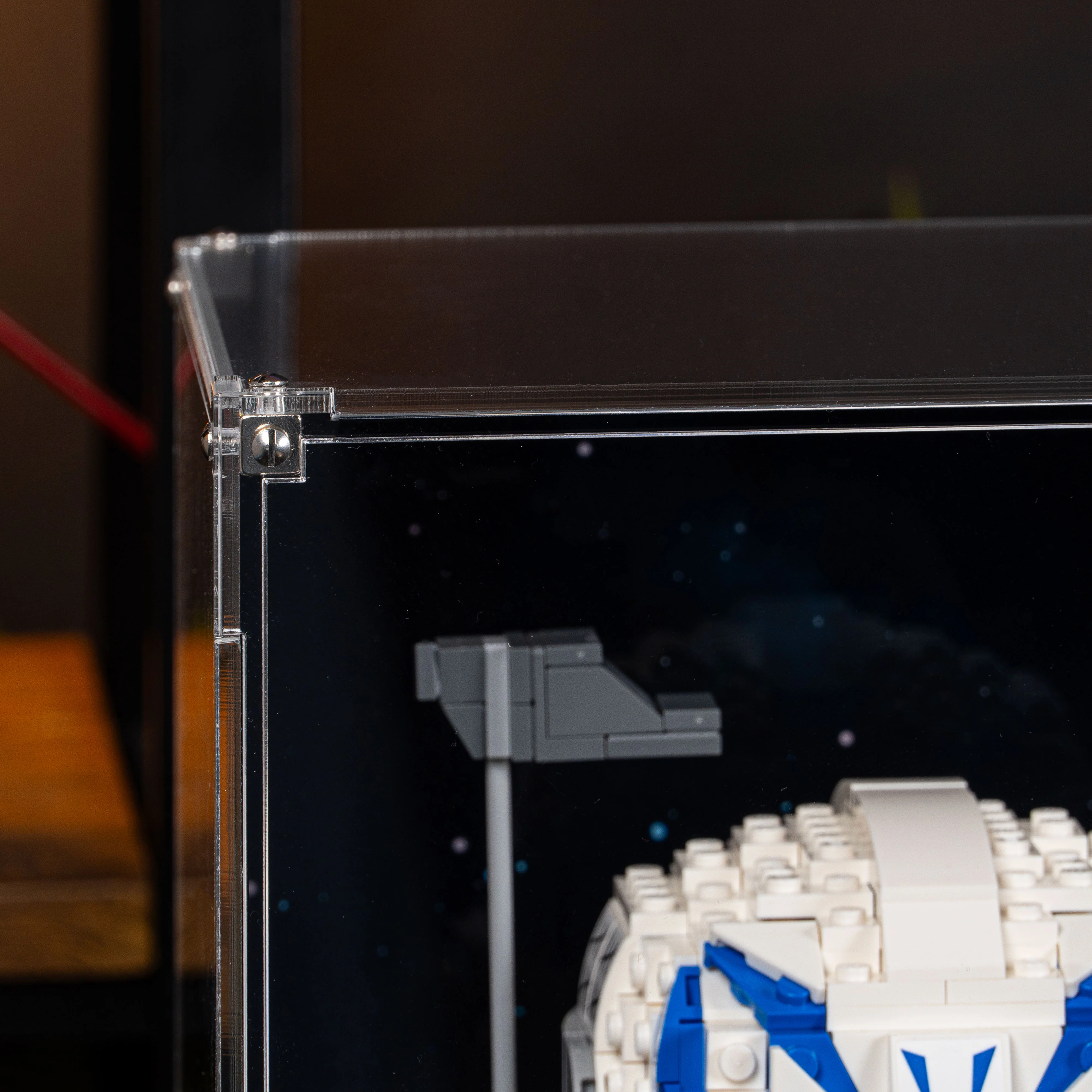 Star Wars™ Themed Display Case for Five LEGO® Helmets - Image 6