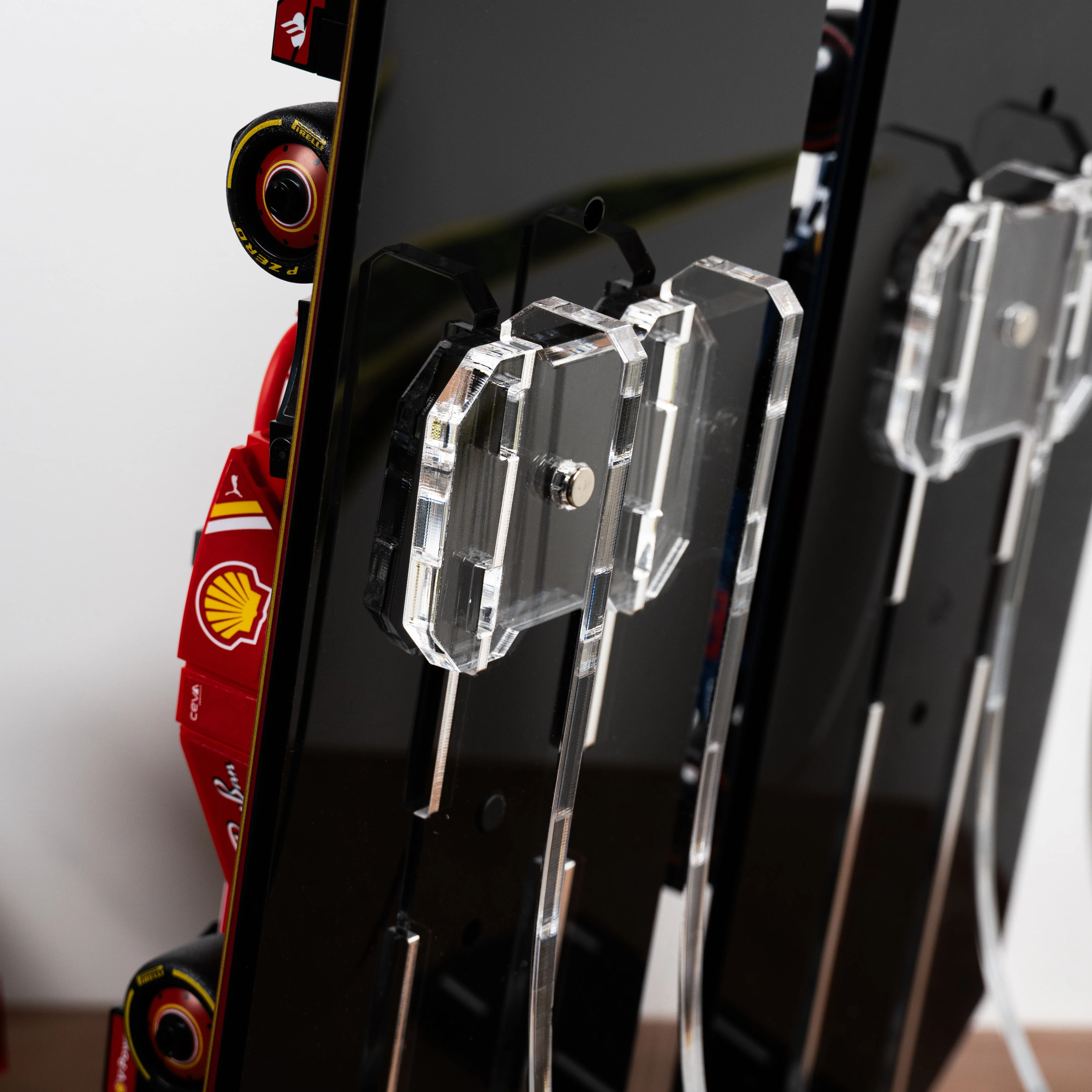 Wall Mountable Display Plinth for LEGO® Speed Champions: Formula 1 Range - Image 33